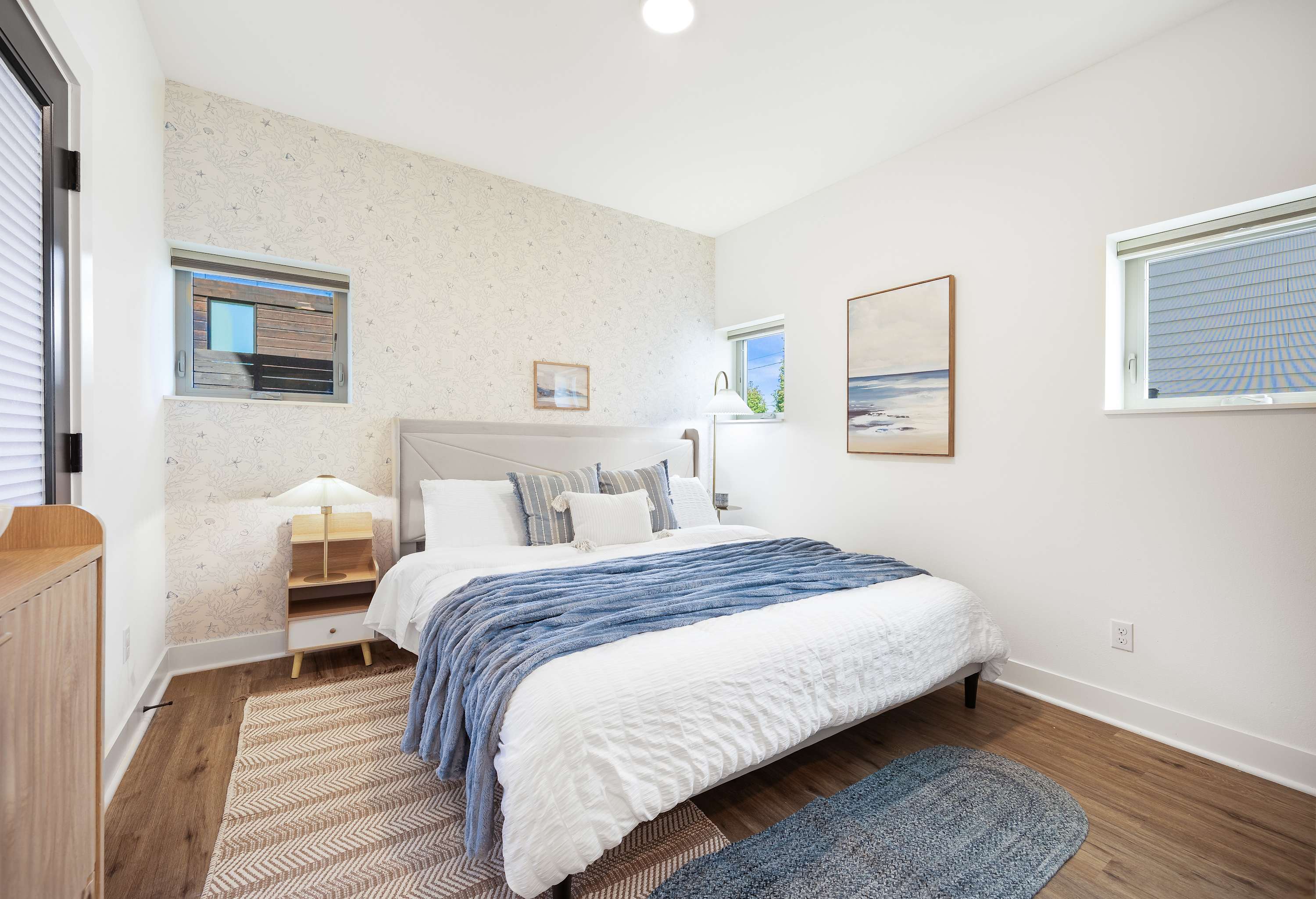 Ocean-Inspired 3B Modern Retreat w, Kids Room