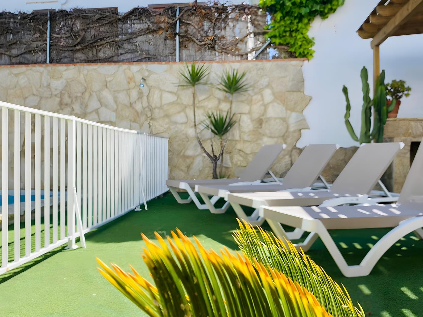 Amplio Chalet con Piscina, Terraza y Barbacoa – Cerca del Mar en Conil - image 11