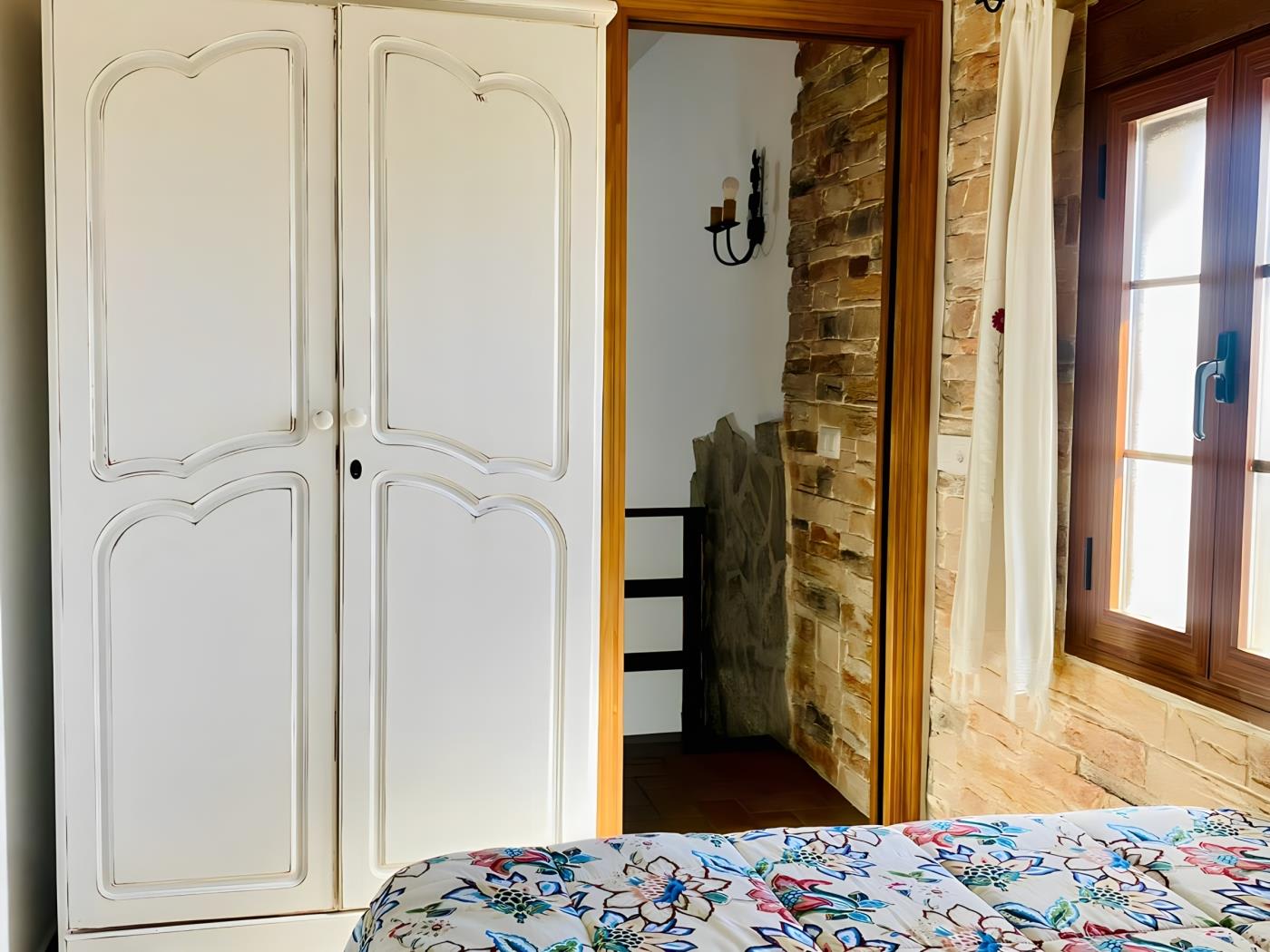 Amplio Chalet con Piscina, Terraza y Barbacoa – Cerca del Mar en Conil - image 25