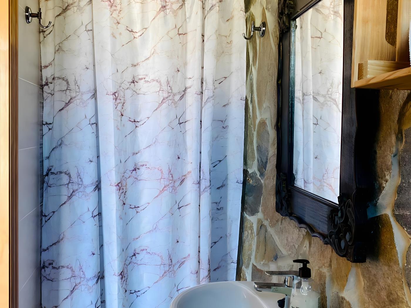 Amplio Chalet con Piscina, Terraza y Barbacoa – Cerca del Mar en Conil - image 32