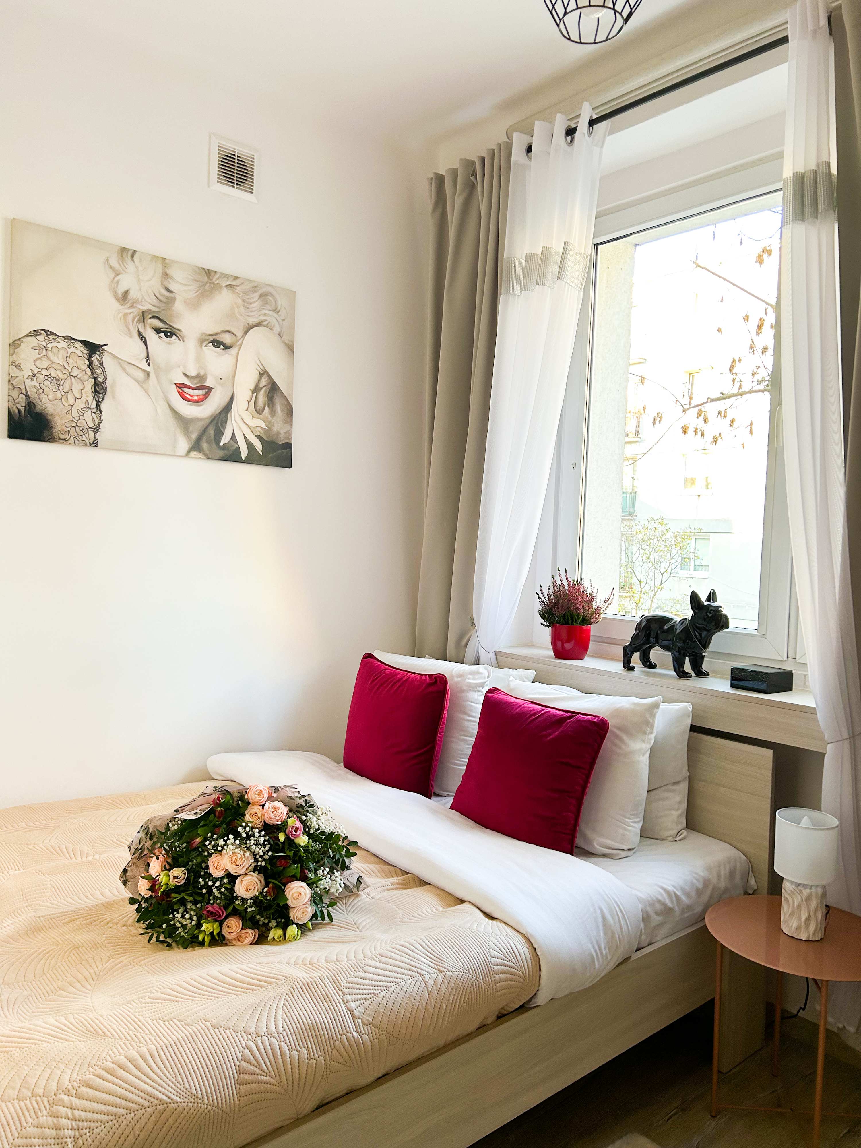 Soft Light Lumina Apartment with balcony