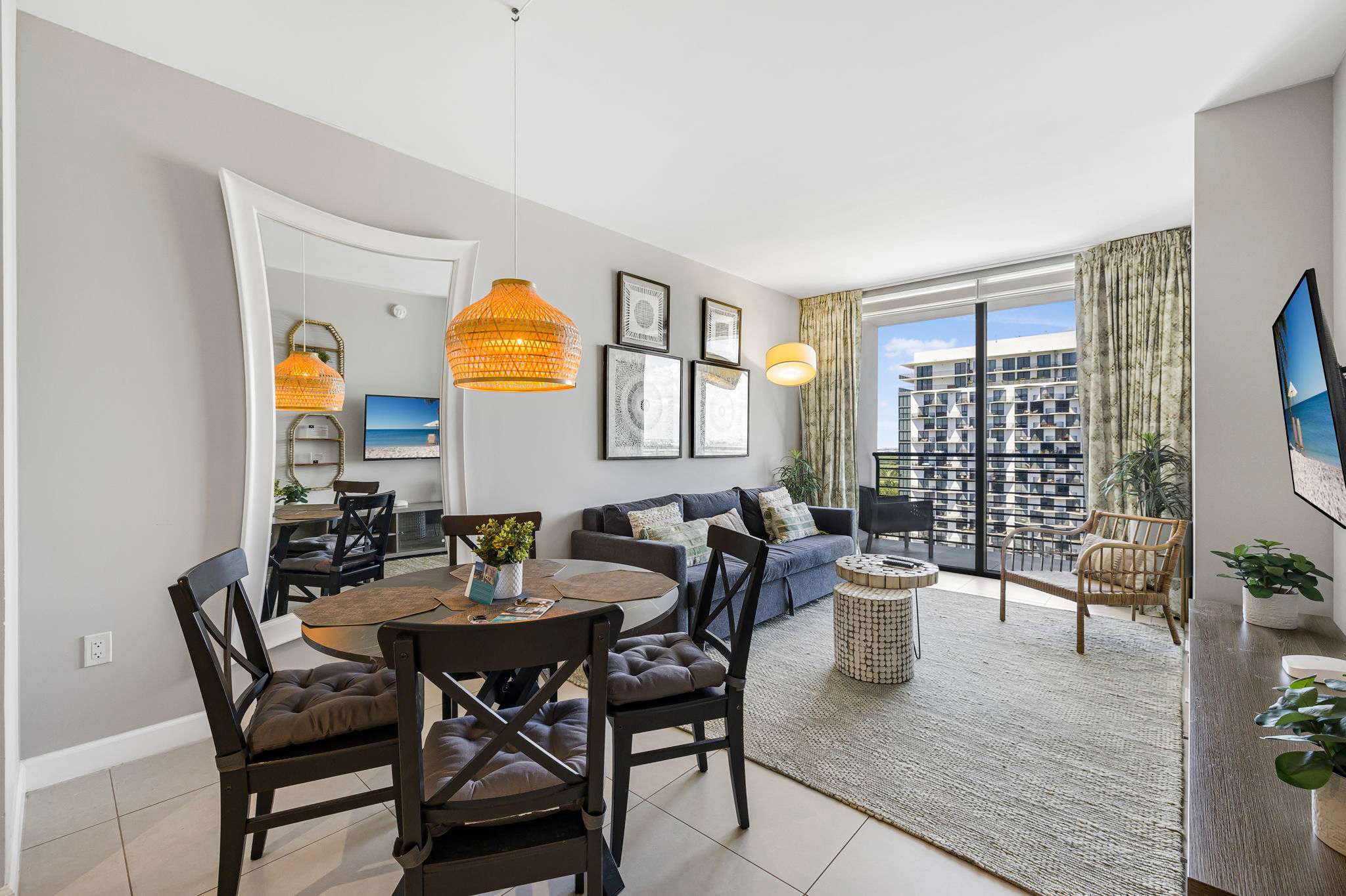Modern Doral Condo w/ Free Parking