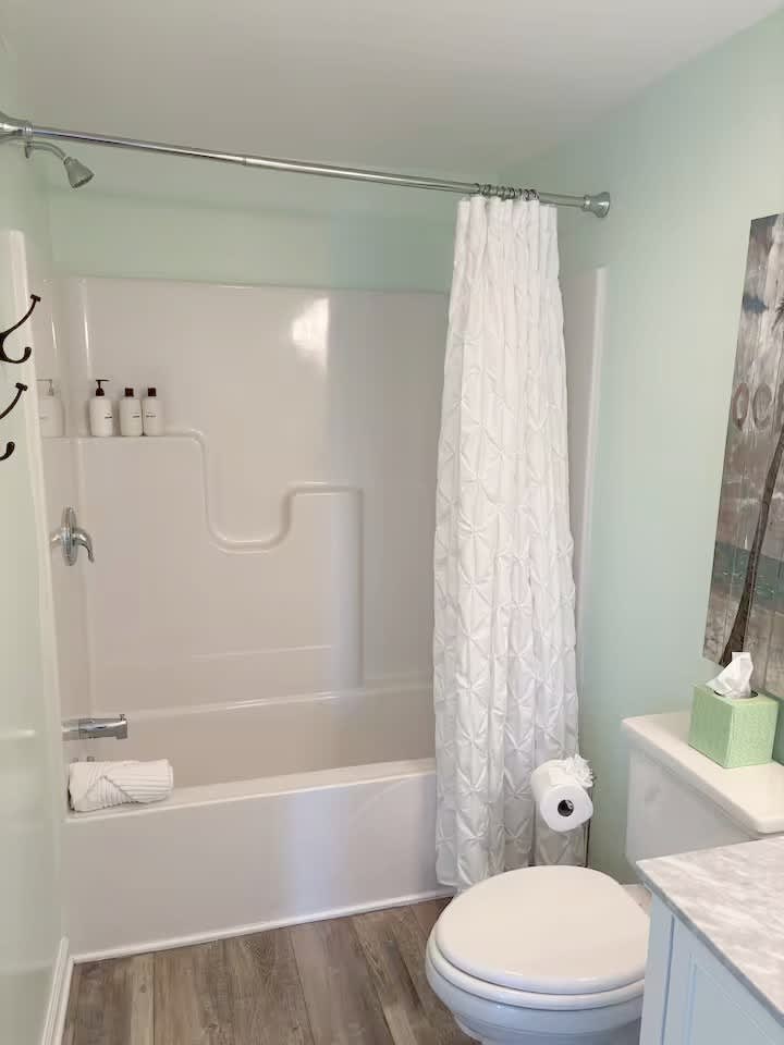 Heart of Town, Near Beach & Park | Deja Blu I & II