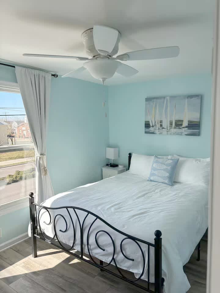 Heart of Town, Near Beach & Park | Deja Blu I & II