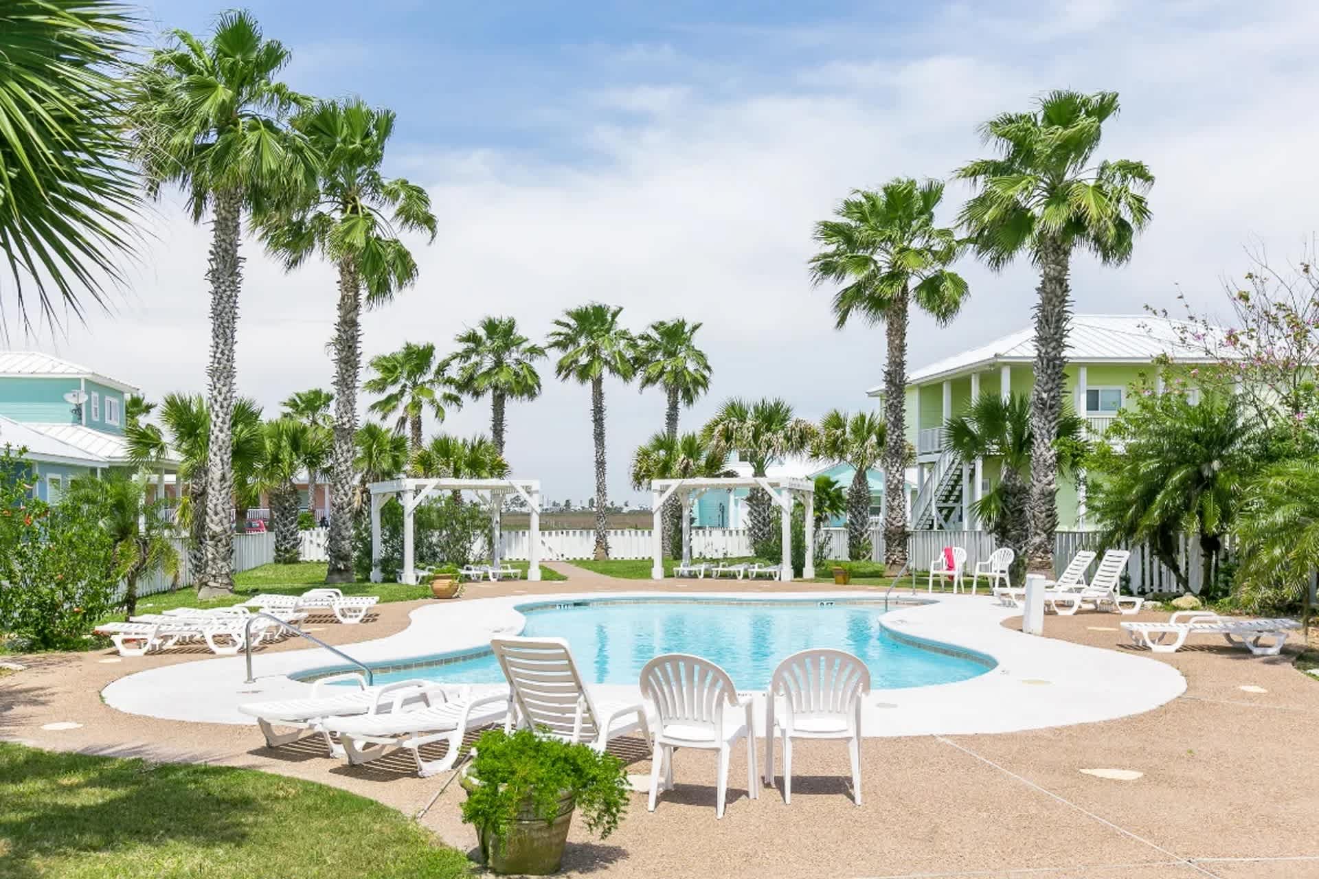 Boardwalk, 2 Pools & Scenic Decks | Island Breeze