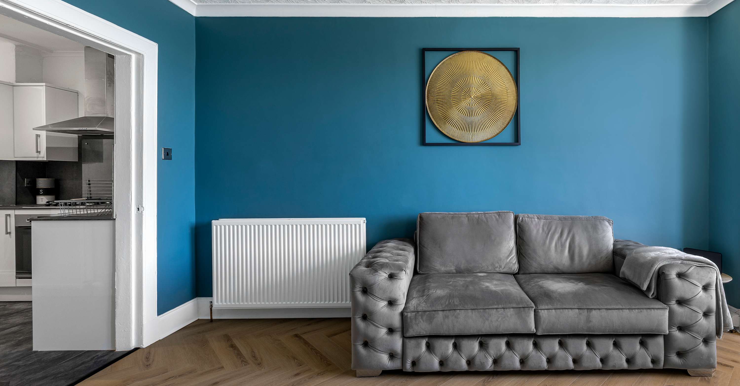 Elegant Apartment with Breathtaking Bay & Sea Views in 5 Westwood, Argyle Terrace PA20 OBE - Property image 12 - VivreStays