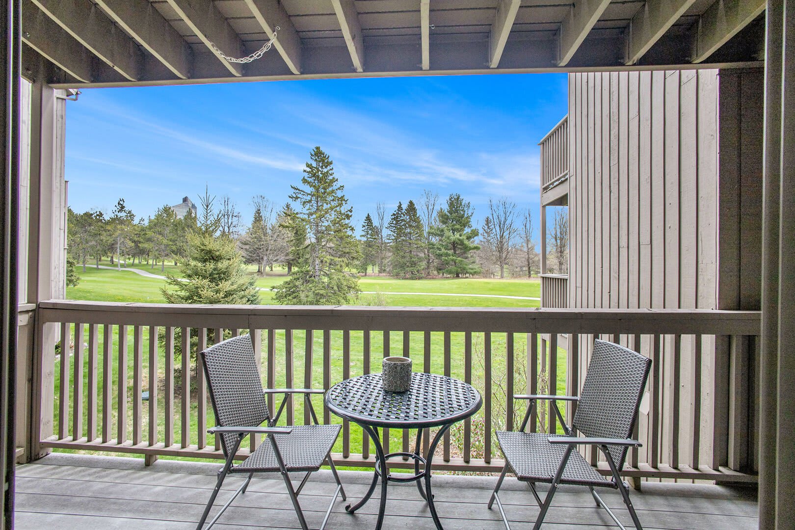 Stay and Play at Fore Seasons! — Williamsburg, MI — vacation rental