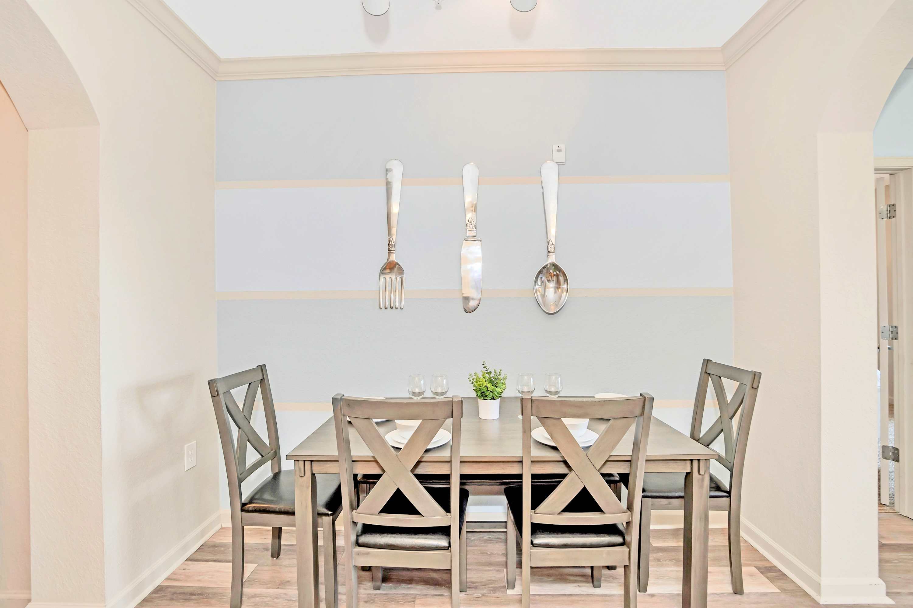 Upstay Condo near Disney w Games Pool 3