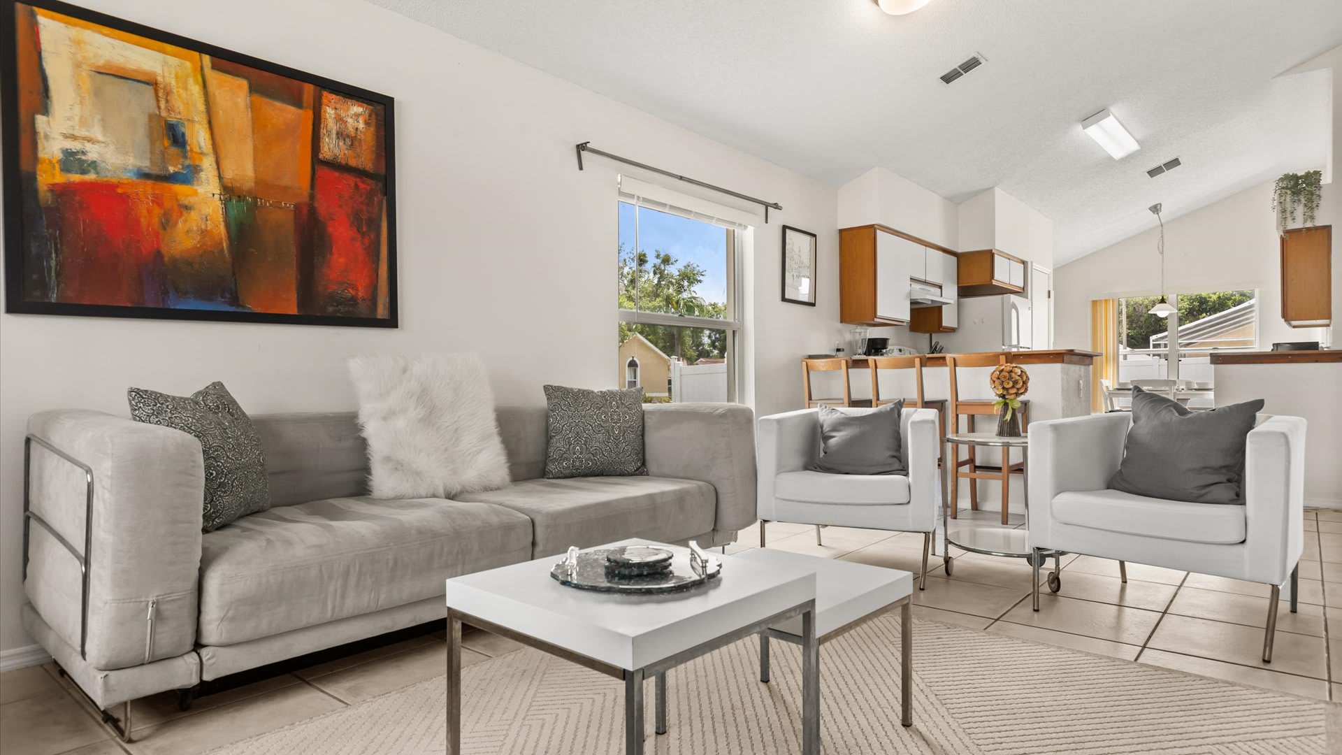 Upstay Bright Family Friendly Retreat with Patio