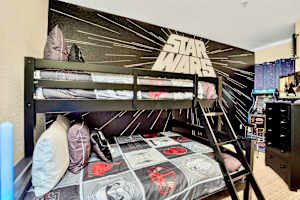 Star wars bunk bedroom