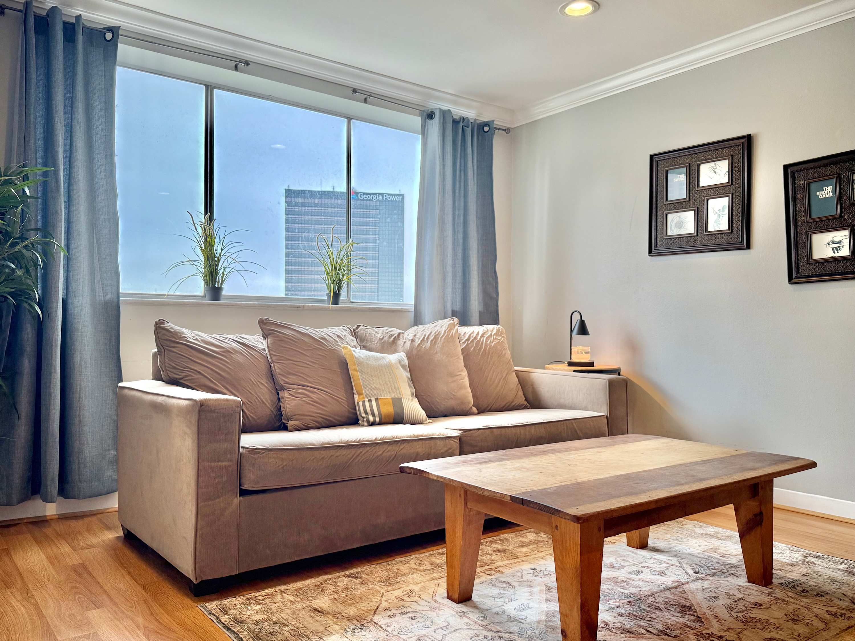 Spacious 2 Bed Condo With City View - Atlanta, GA