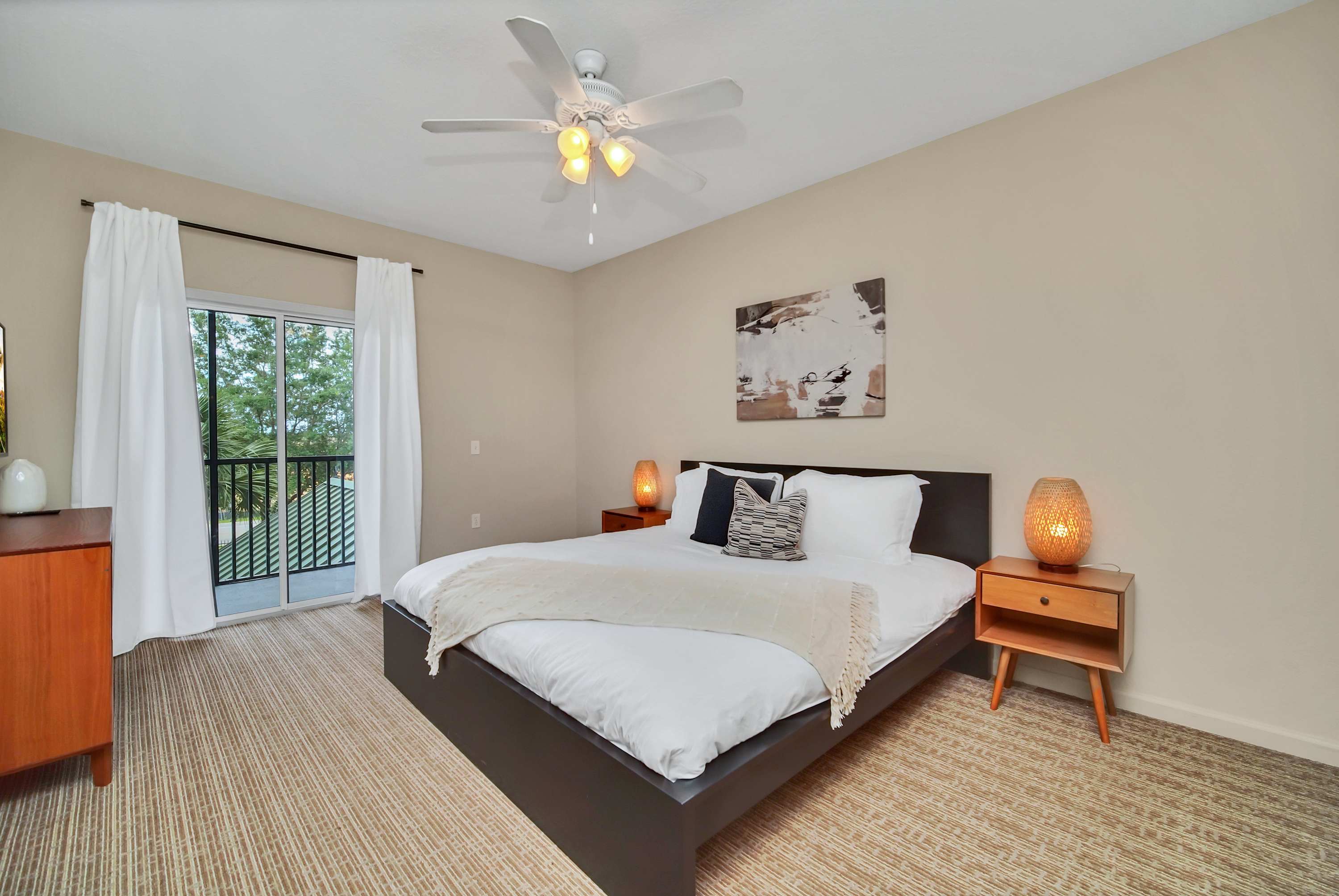 Upstay Tropical Style Family Condo w Pool 2