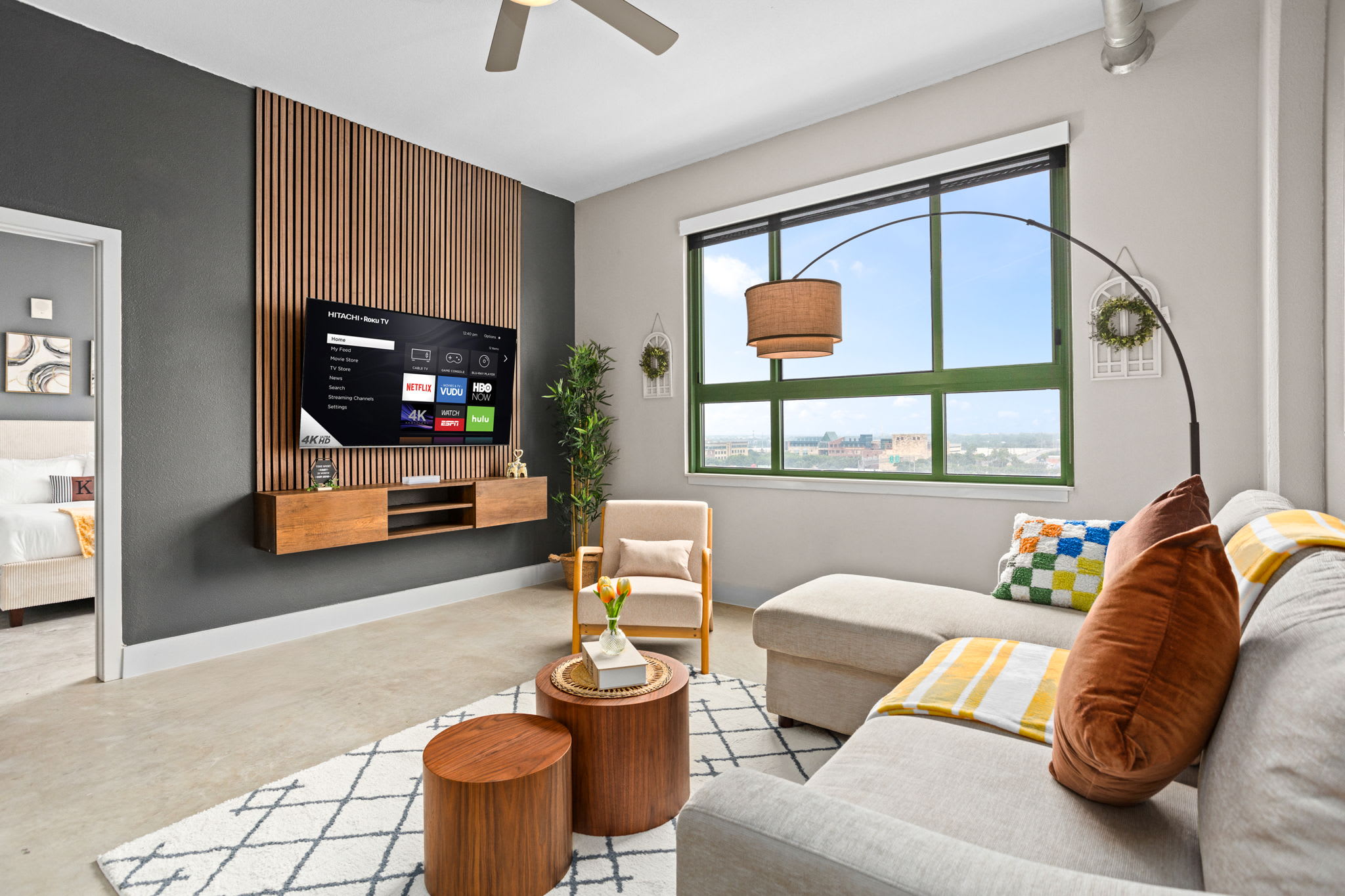 Central Flat w Pool|FREE Parking|Walk to Riverwalk — San Antonio, TX — vacation rental