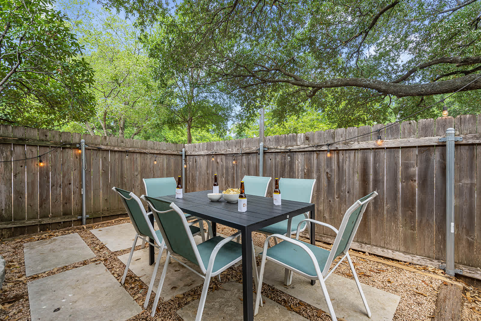 Fenced Backyard, S. Lamar | La Casa Chic
