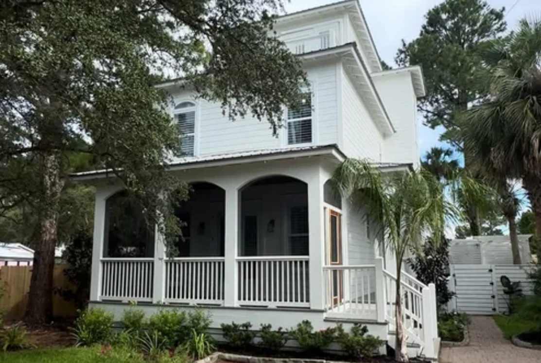 Hot Tub, Fire Pit, Steps to 30A Beach | Reel McCoy