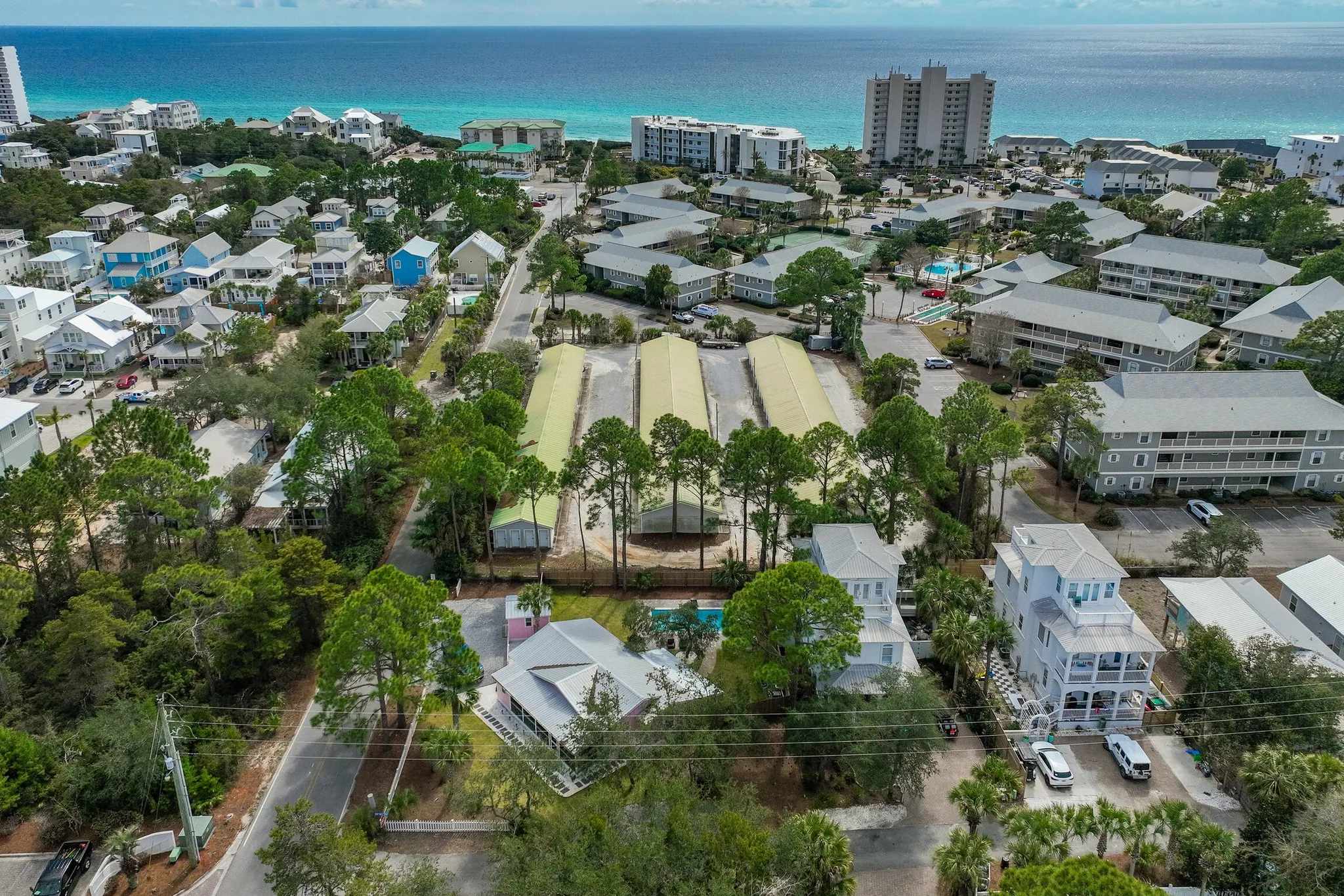 Hot Tub, Fire Pit, Steps to 30A Beach | Reel McCoy