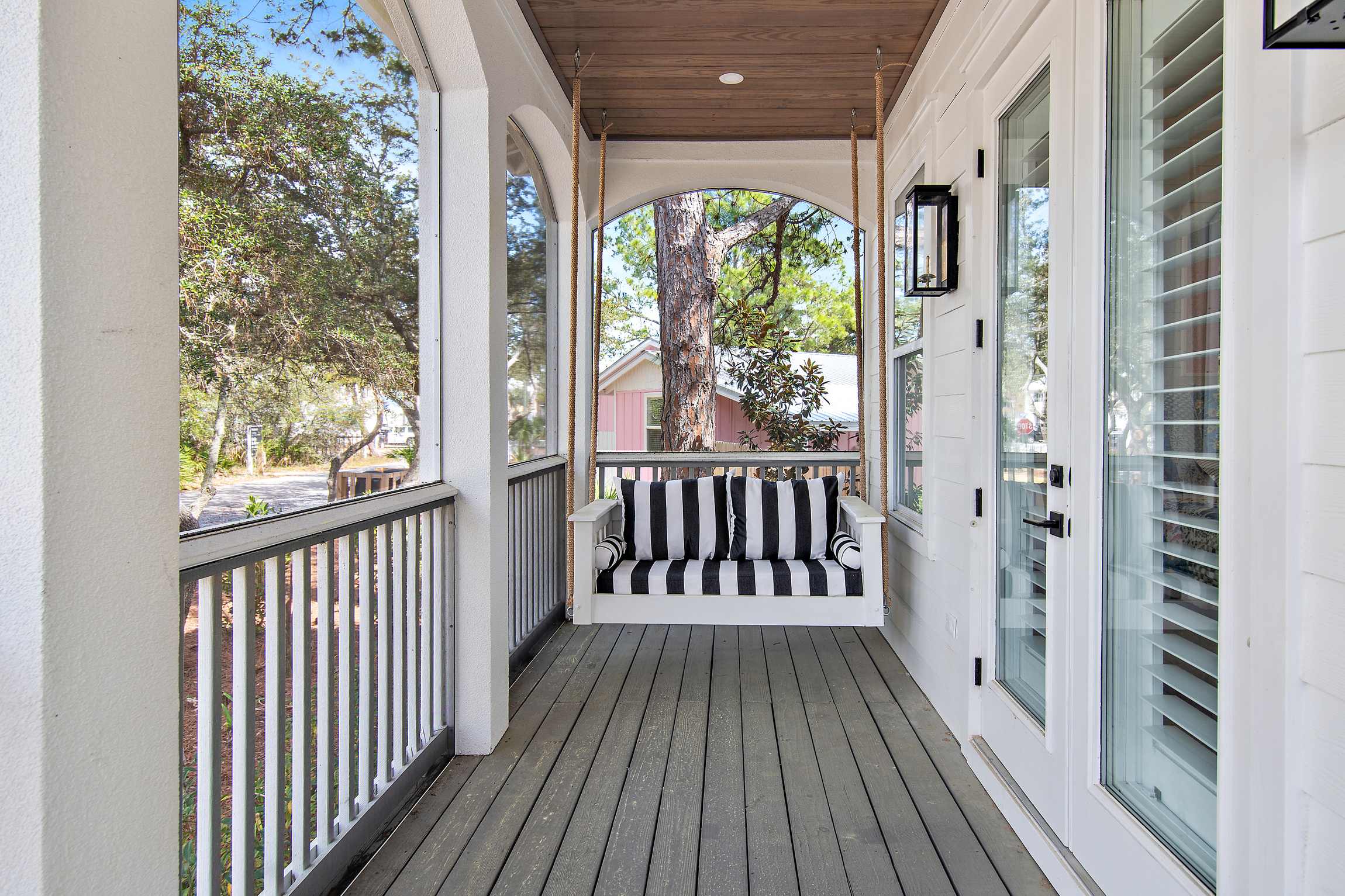 Hot Tub, Fire Pit, Steps to 30A Beach | Reel McCoy