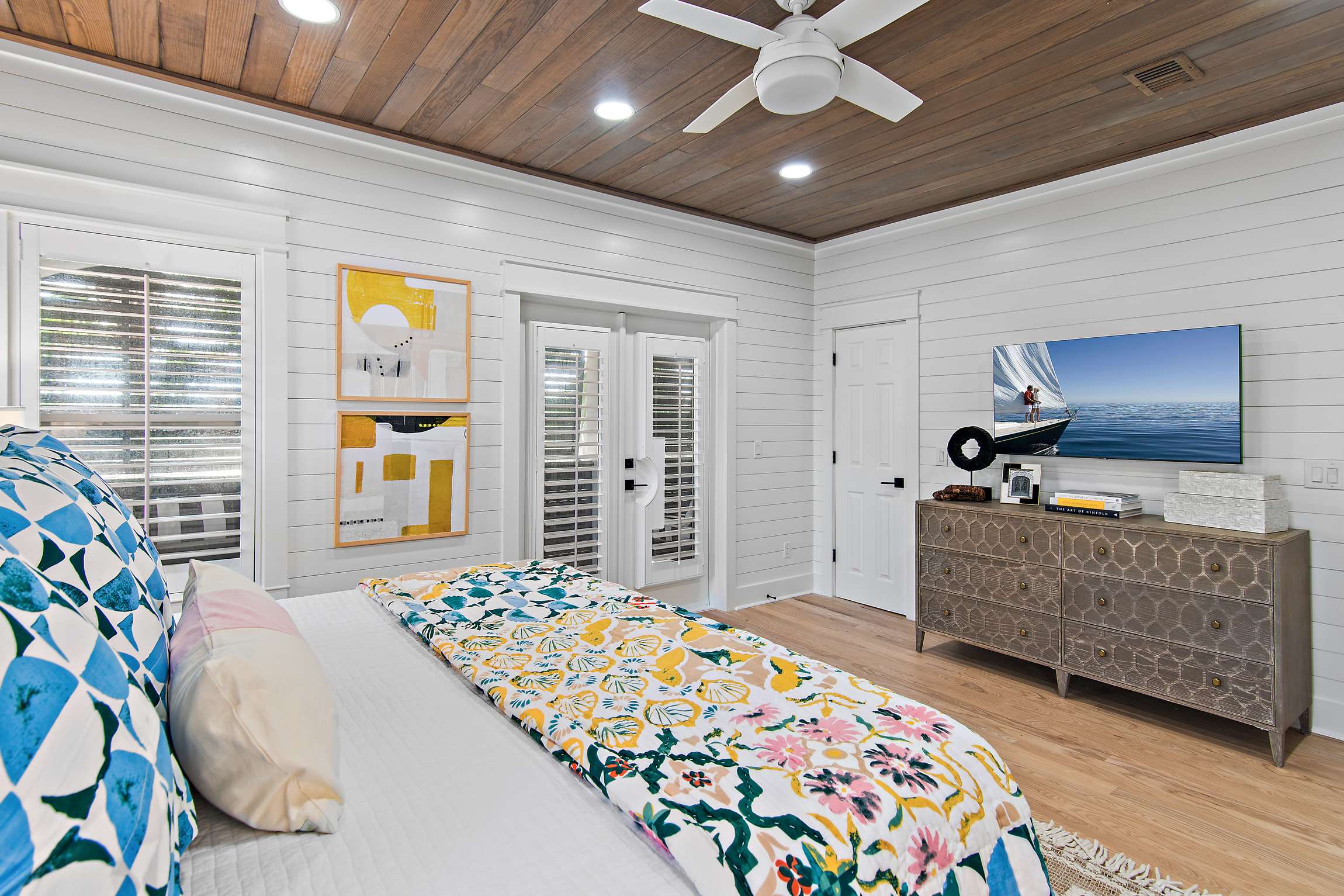 Hot Tub, Fire Pit, Steps to 30A Beach | Reel McCoy