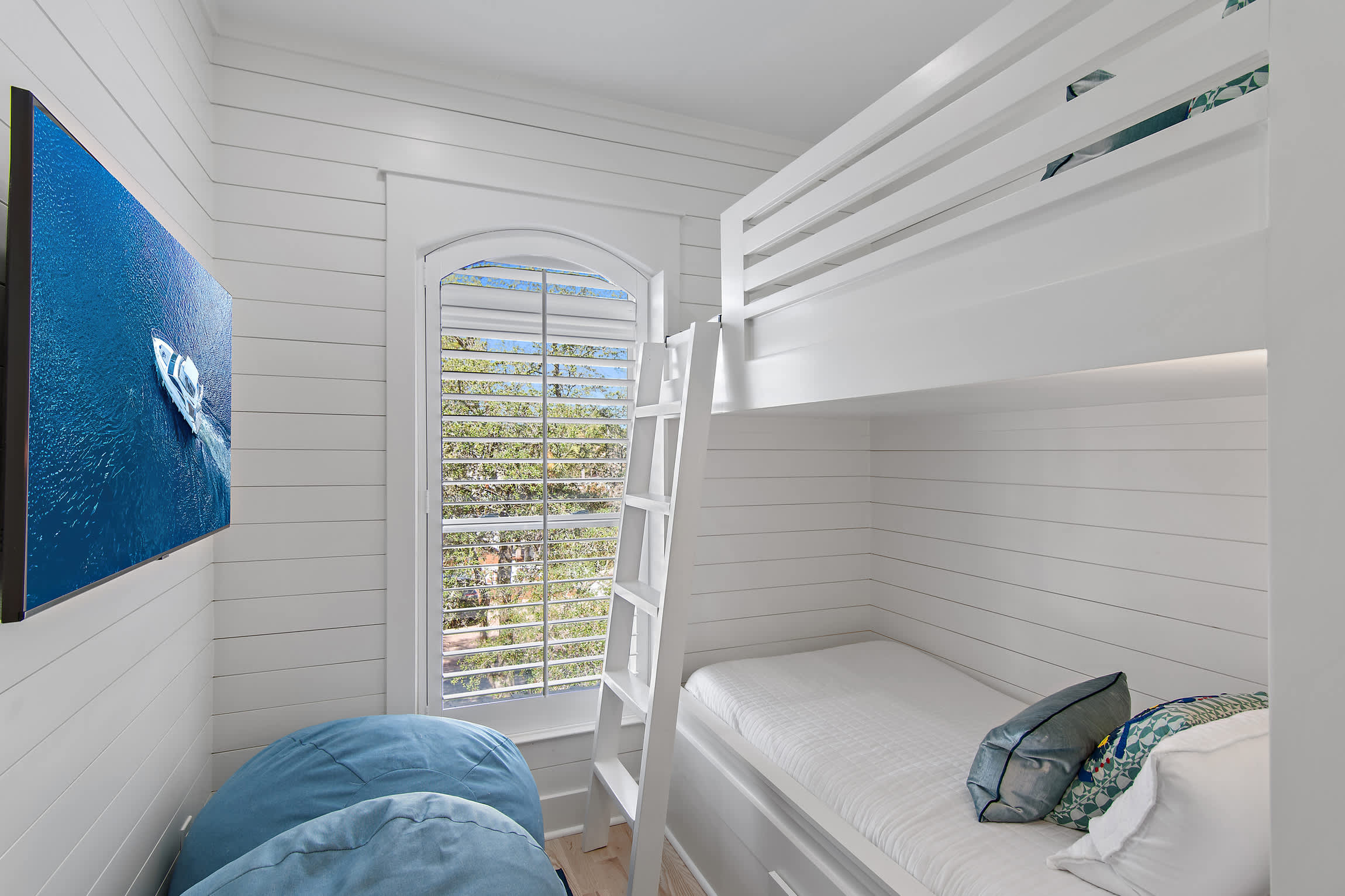 Hot Tub, Fire Pit, Steps to 30A Beach | Reel McCoy