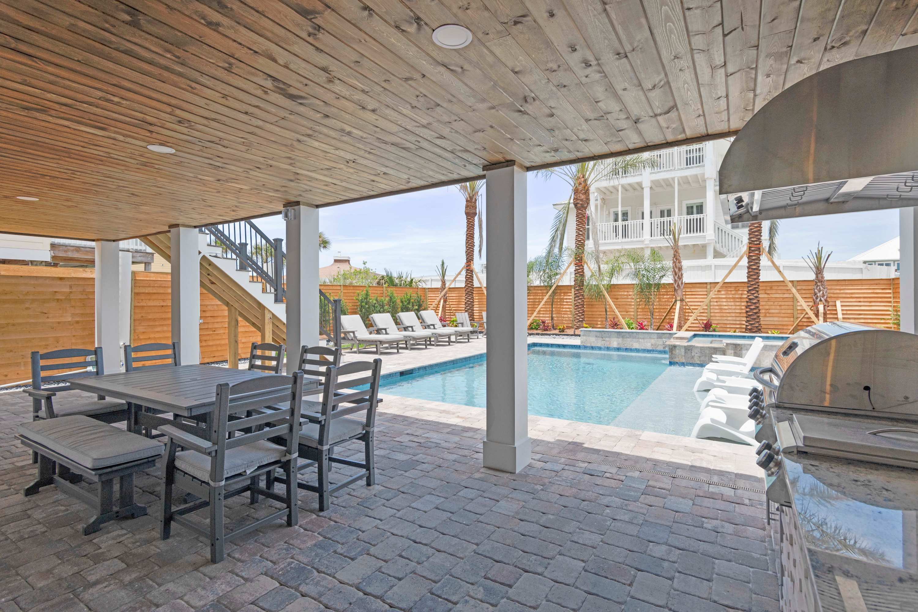 Beach View Luxury, Heated Pool | Daquiri Days II