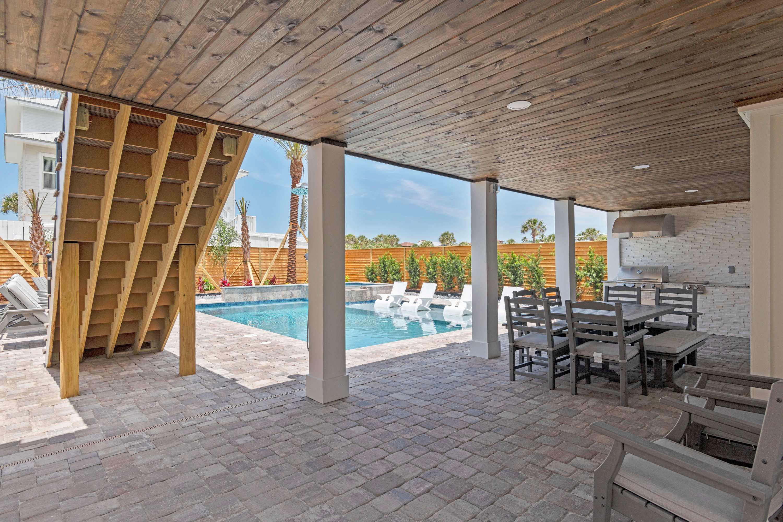 Beach View Luxury, Heated Pool | Daquiri Days II