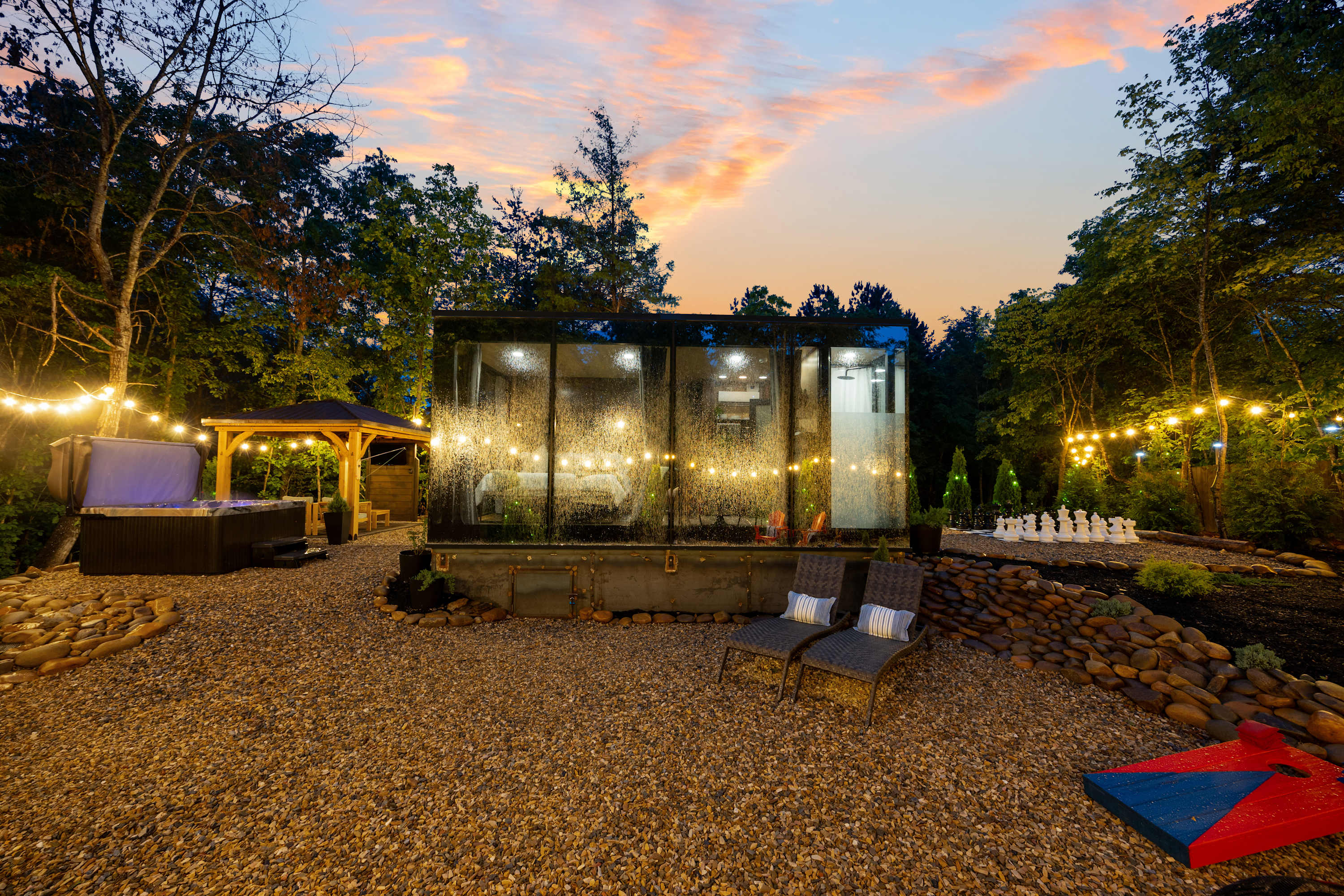 Villa Luna-Mirror Cabin-Luxury-Hot Tub-FirePit-Secluded — Sevierville, TN — vacation rental