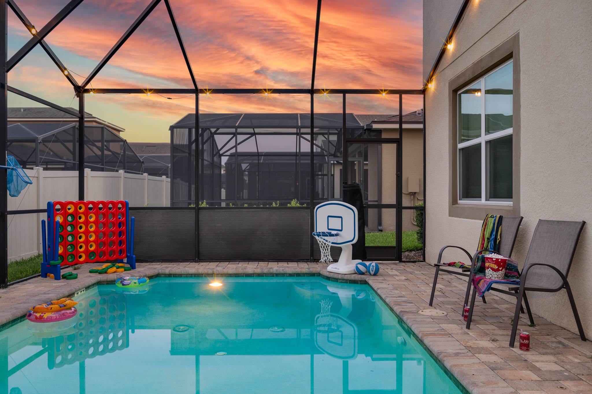 Resort villa w/ pool, game room & hot tub