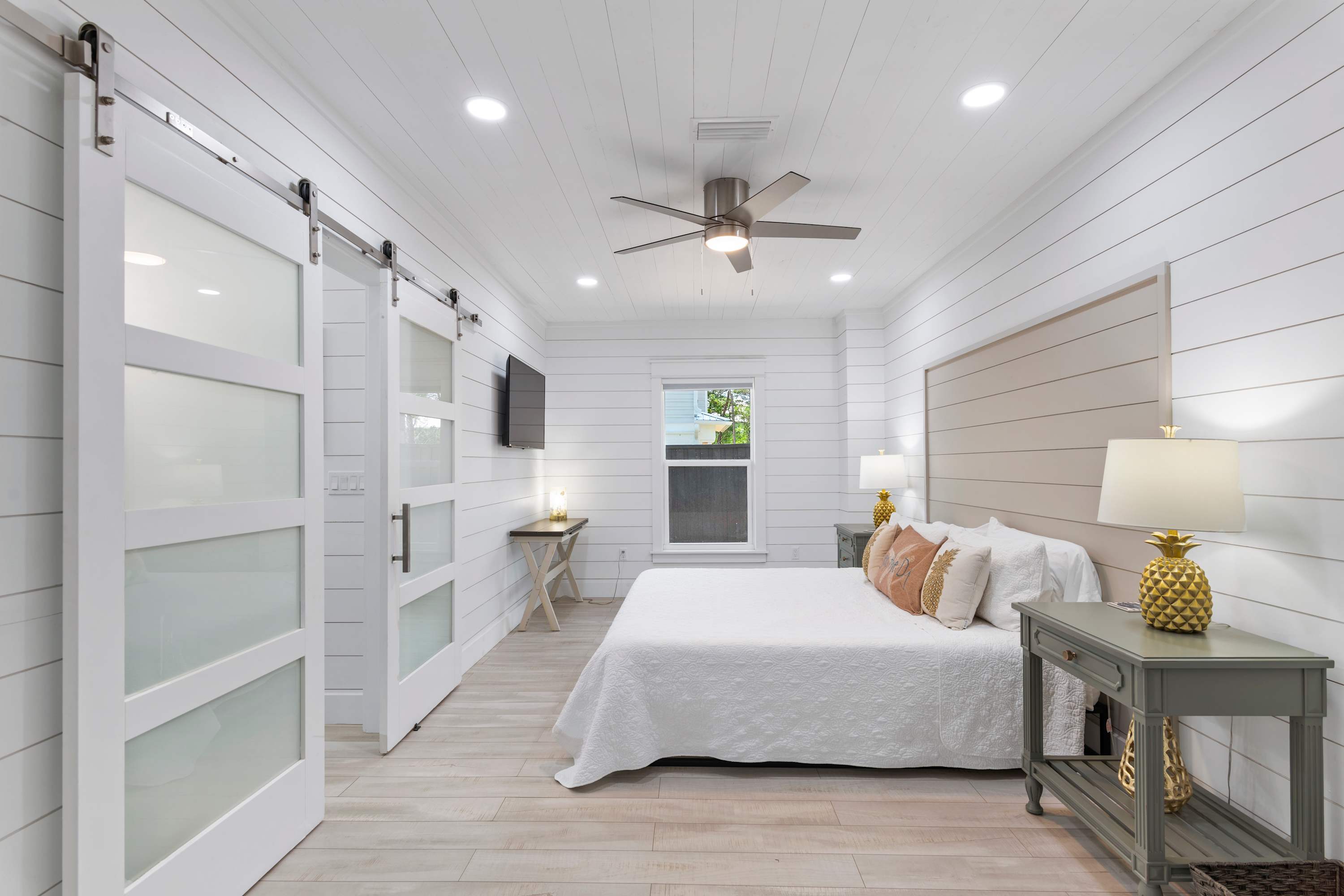 Wraparound Deck, Pool, Golf Cart Incl | Solstice
