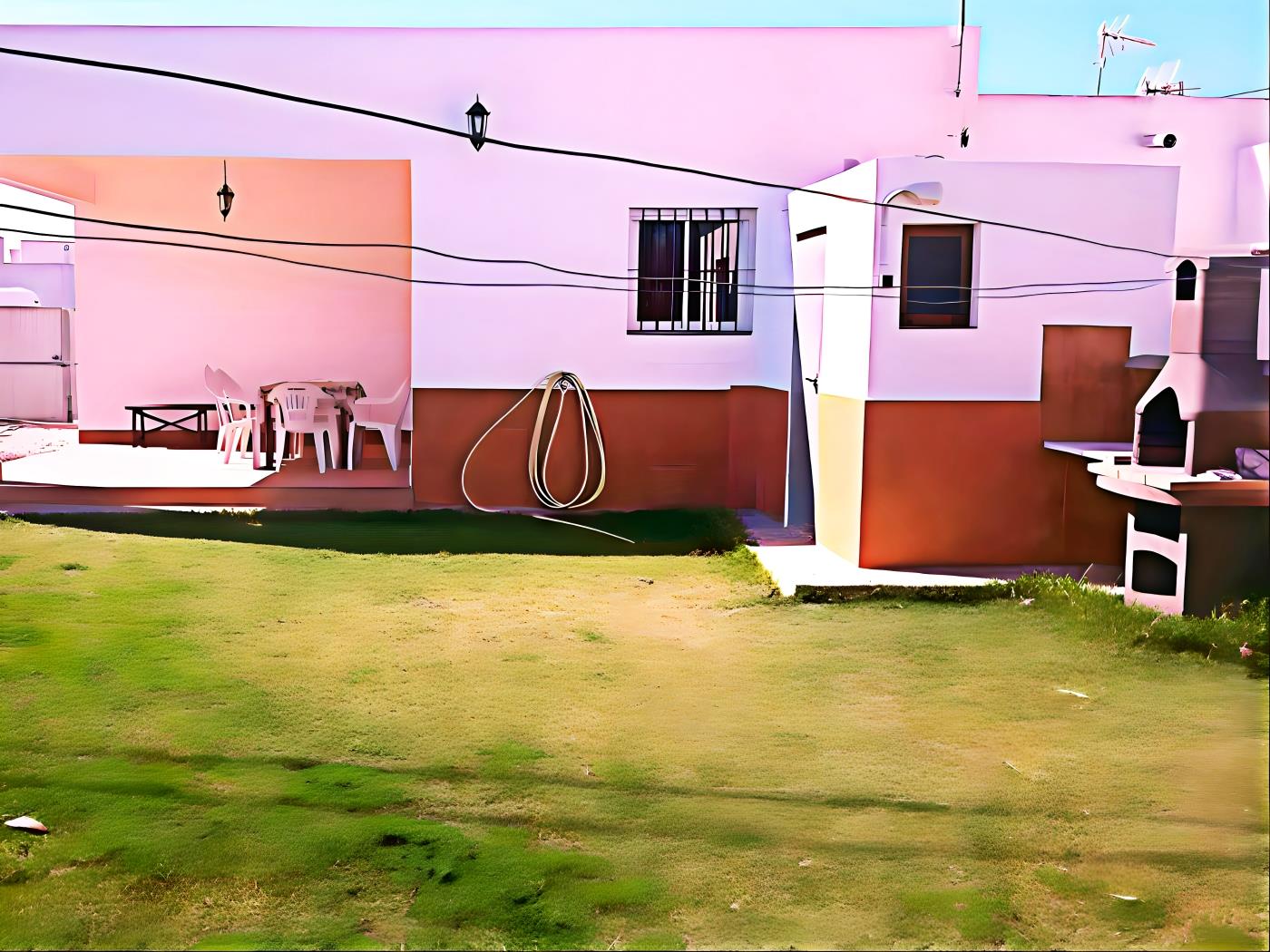 Chalet con Terraza y Barbacoa a 3 min de la Playa  El Palmar - image 20