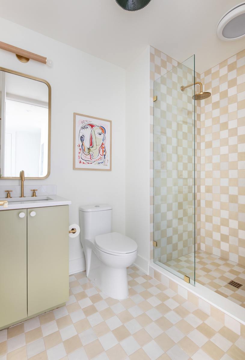 Bathroom #1: Walk-in Shower 