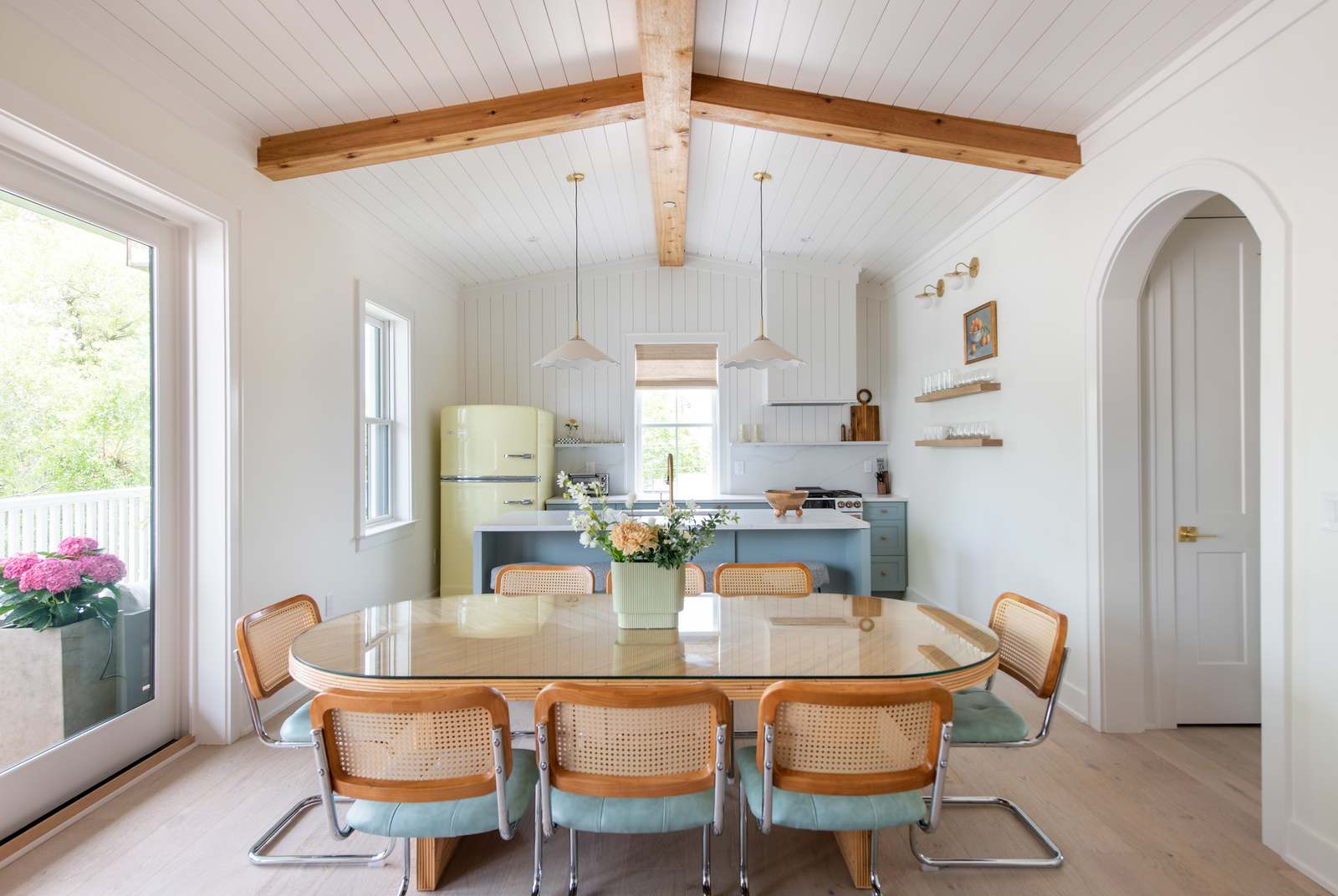 Dining seating for 8 and additional seating for 4 in the island