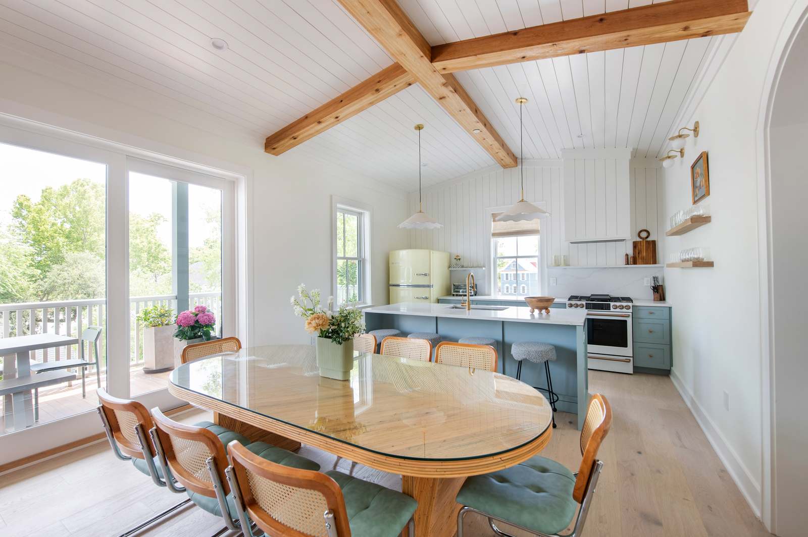 Dining seating for 8 and additional seating for 4 in the island