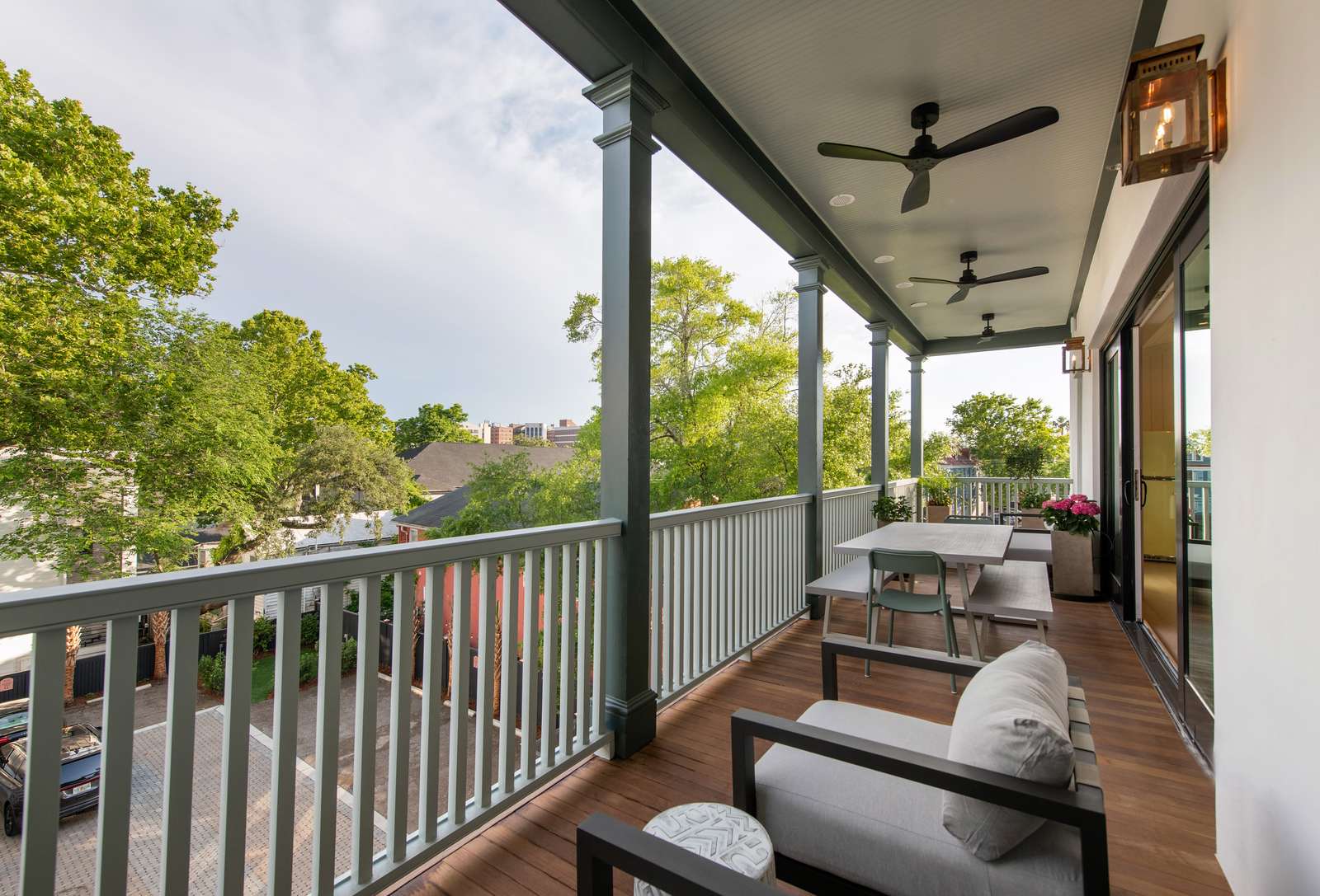 Plenty of additional outdoor dining and seating!
