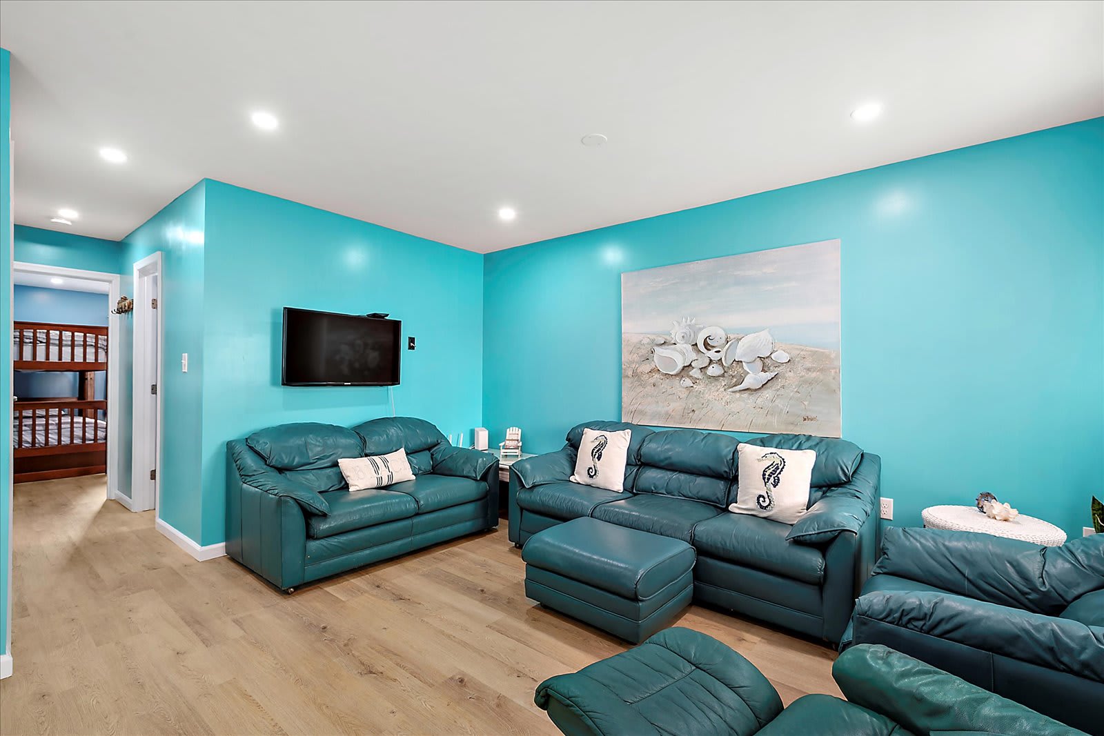 Two Bedroom Condo Close to Everything w Pool | Photo 2