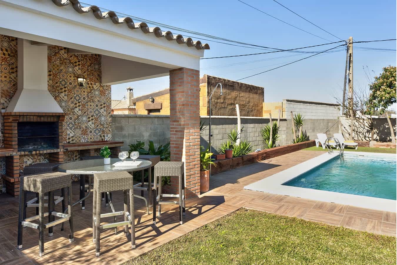 Villa con piscina privada, terraza y Wi-Fi - image 22