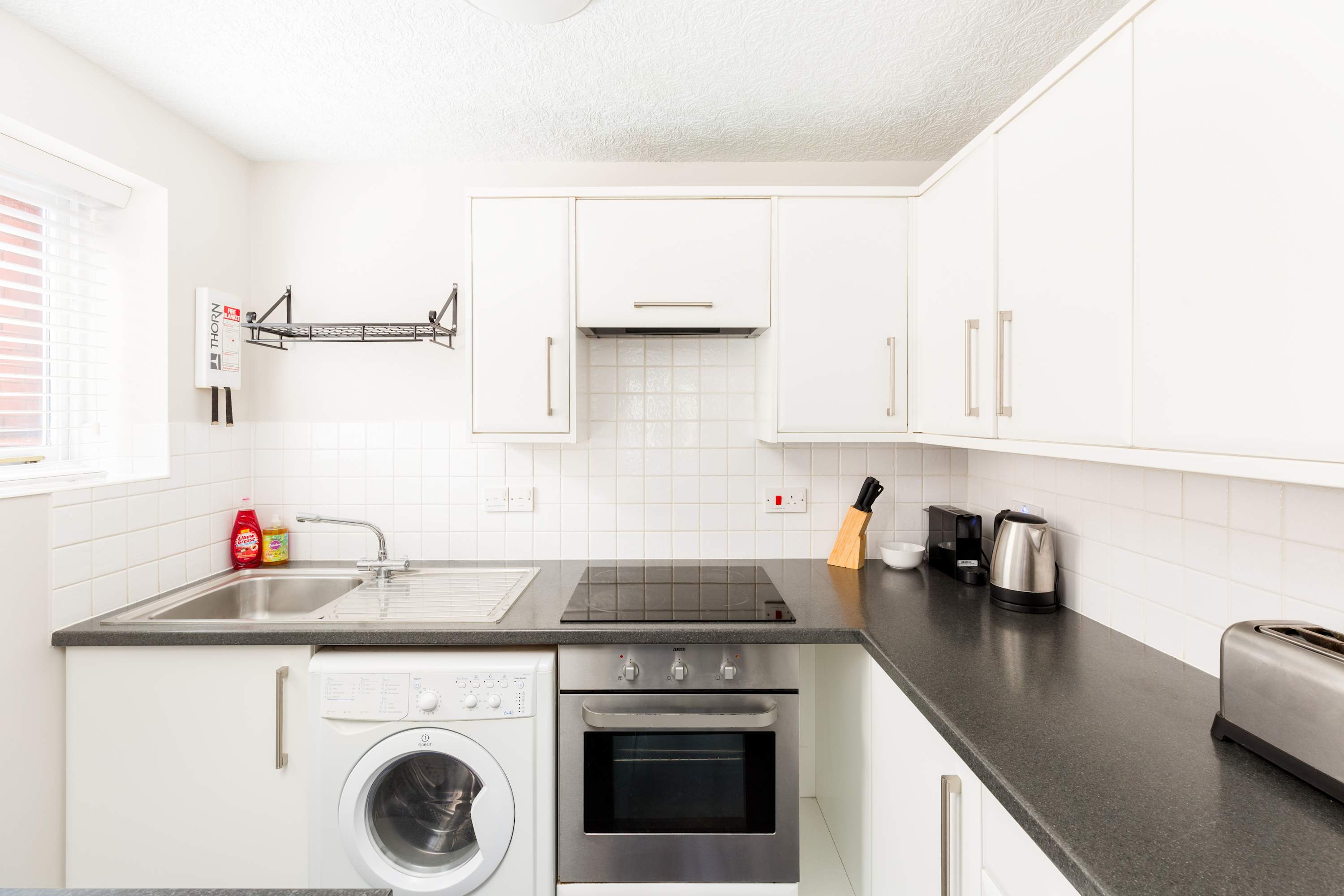 Modern | 2 Bed | Chestnut Court Leamington Spa in Chestnut Court, 4 Guys Cliffe Avenue CV32 6LY - Property image 26 - VivreStays