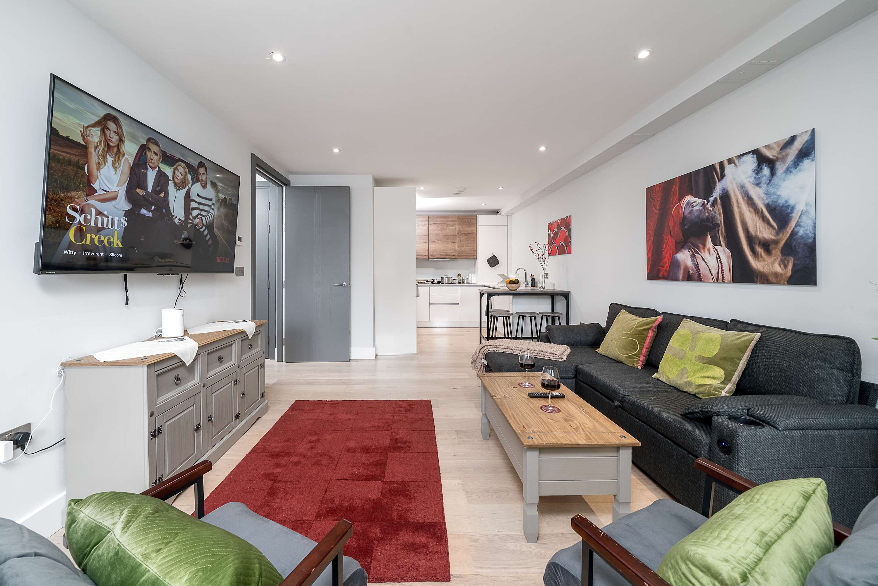 Hendon 4 Min to Station 2BR Sleeps 6 by Omega in Hendon Way 220 NW4 3NE - Property image 24 - VivreStays