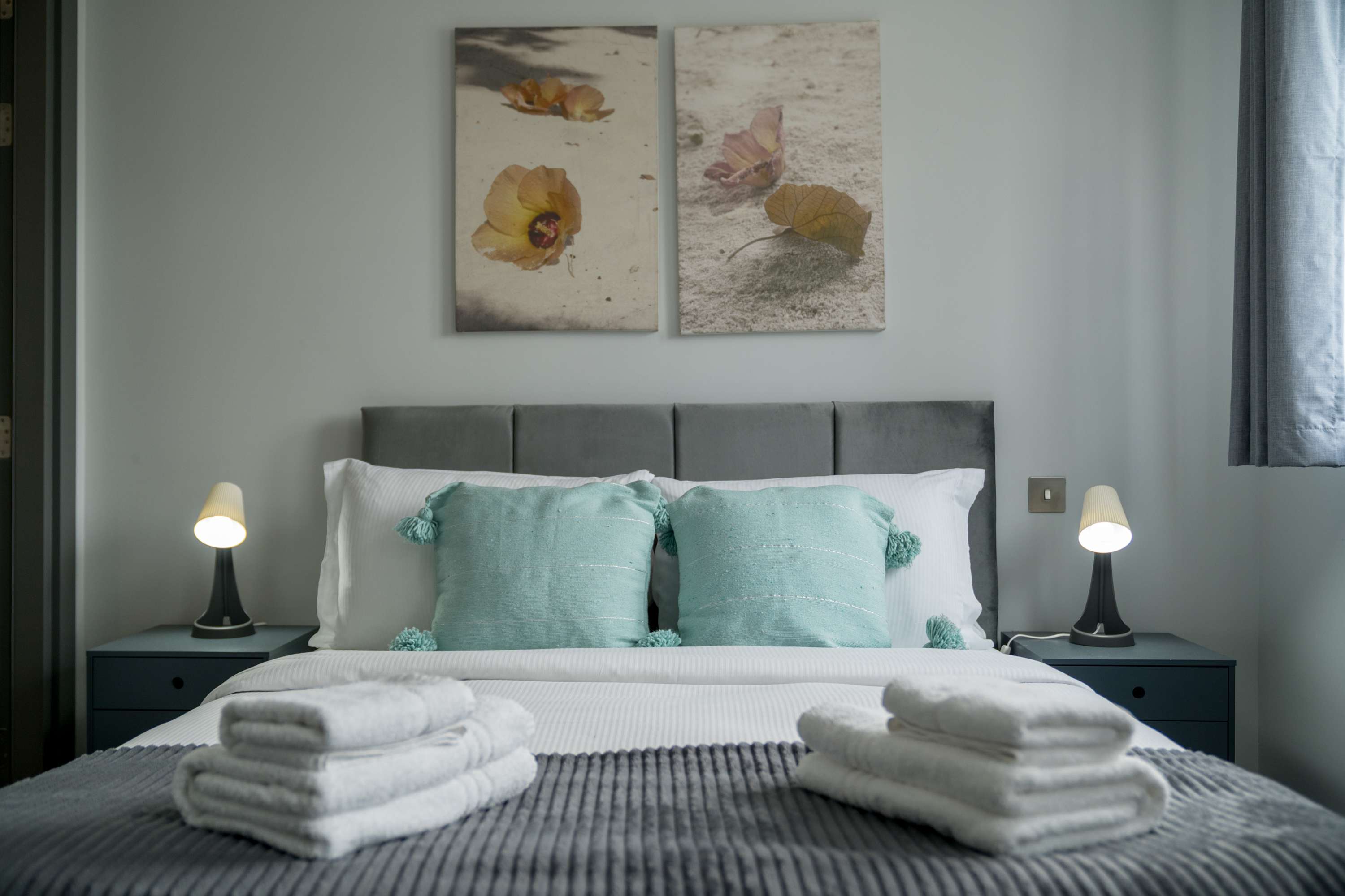 Hendon 4 Min to Station 2BR Sleeps 6 by Omega in Hendon Way 220 NW4 3NE - Property image 25 - VivreStays