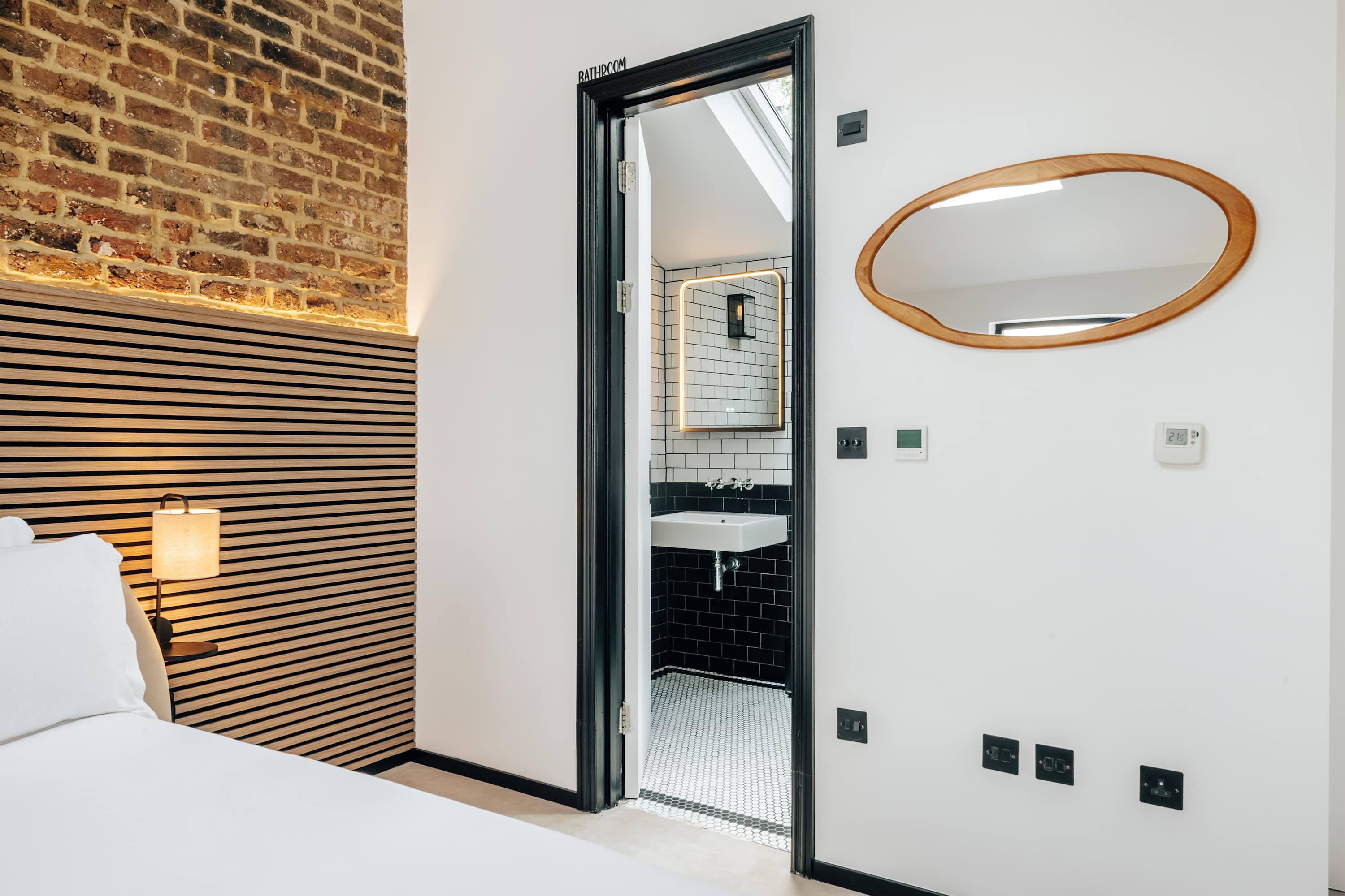 The Primrose Mews in Saint George's Mews 7 NW1 8XE - Property image 30 - VivreStays