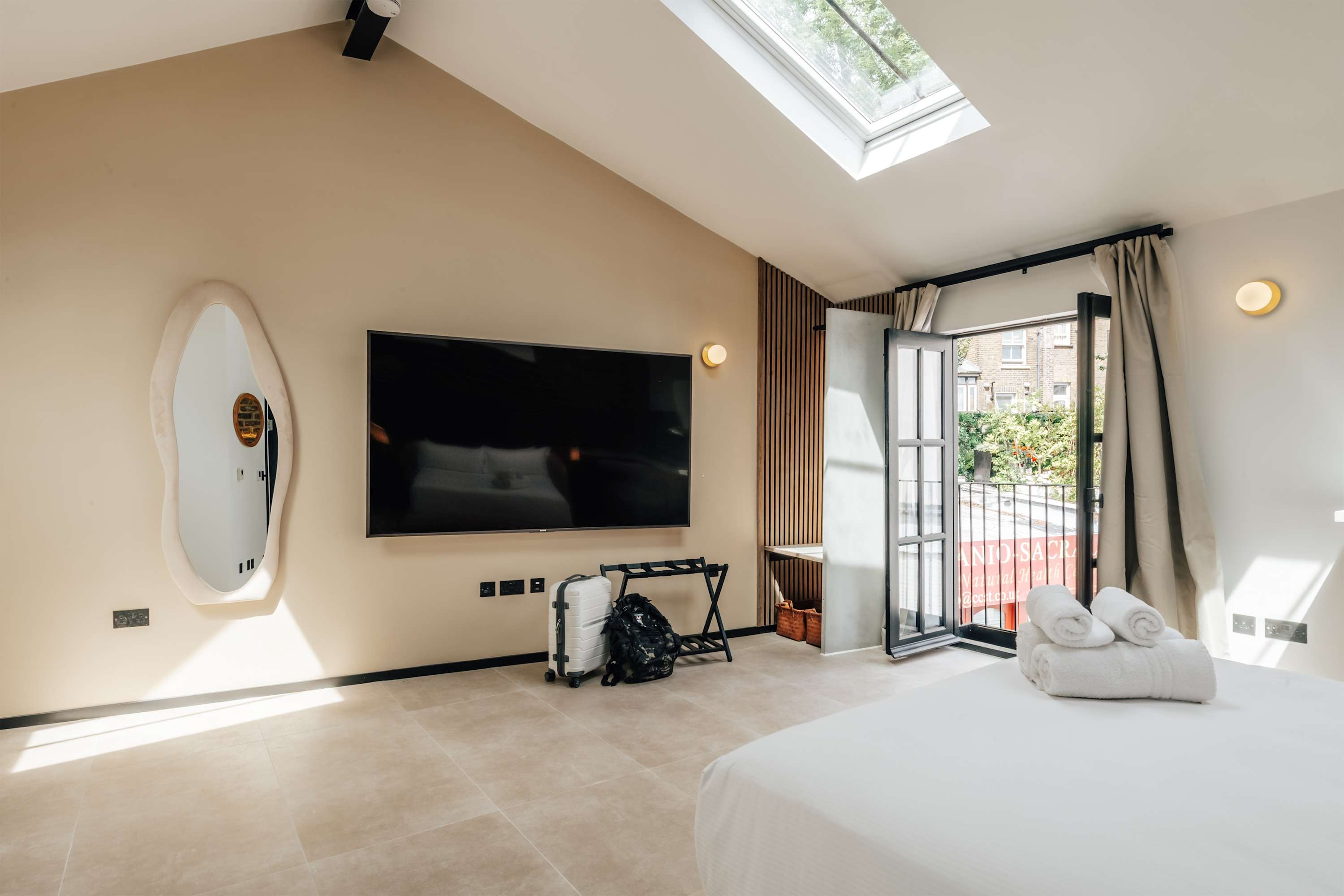 The Primrose Mews in Saint George's Mews 7 NW1 8XE - Property image 18 - VivreStays