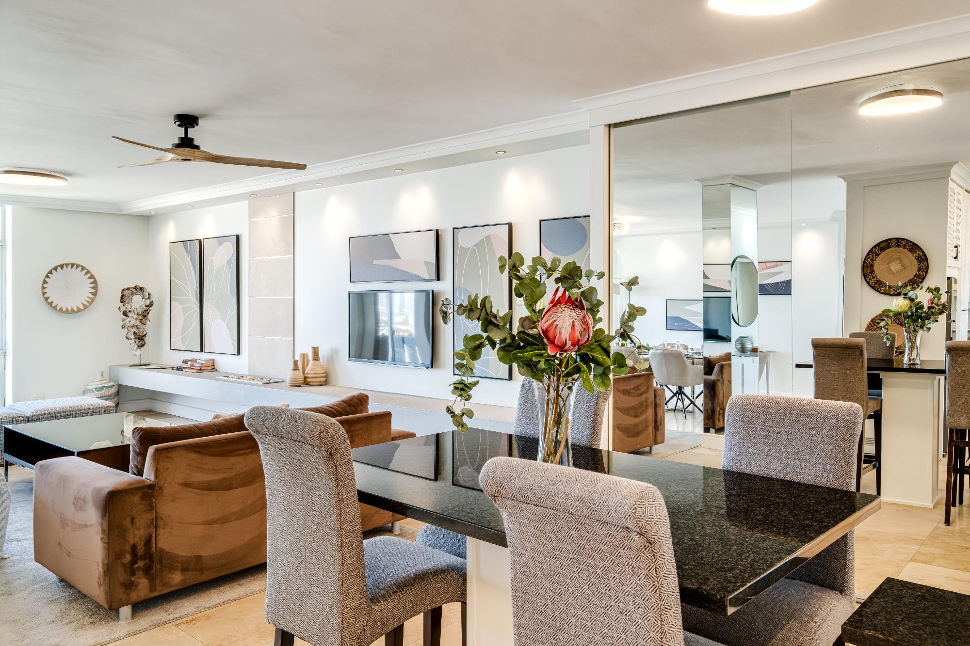 Camps Bay Beachside 2bed w Sea View Cloud 9 10