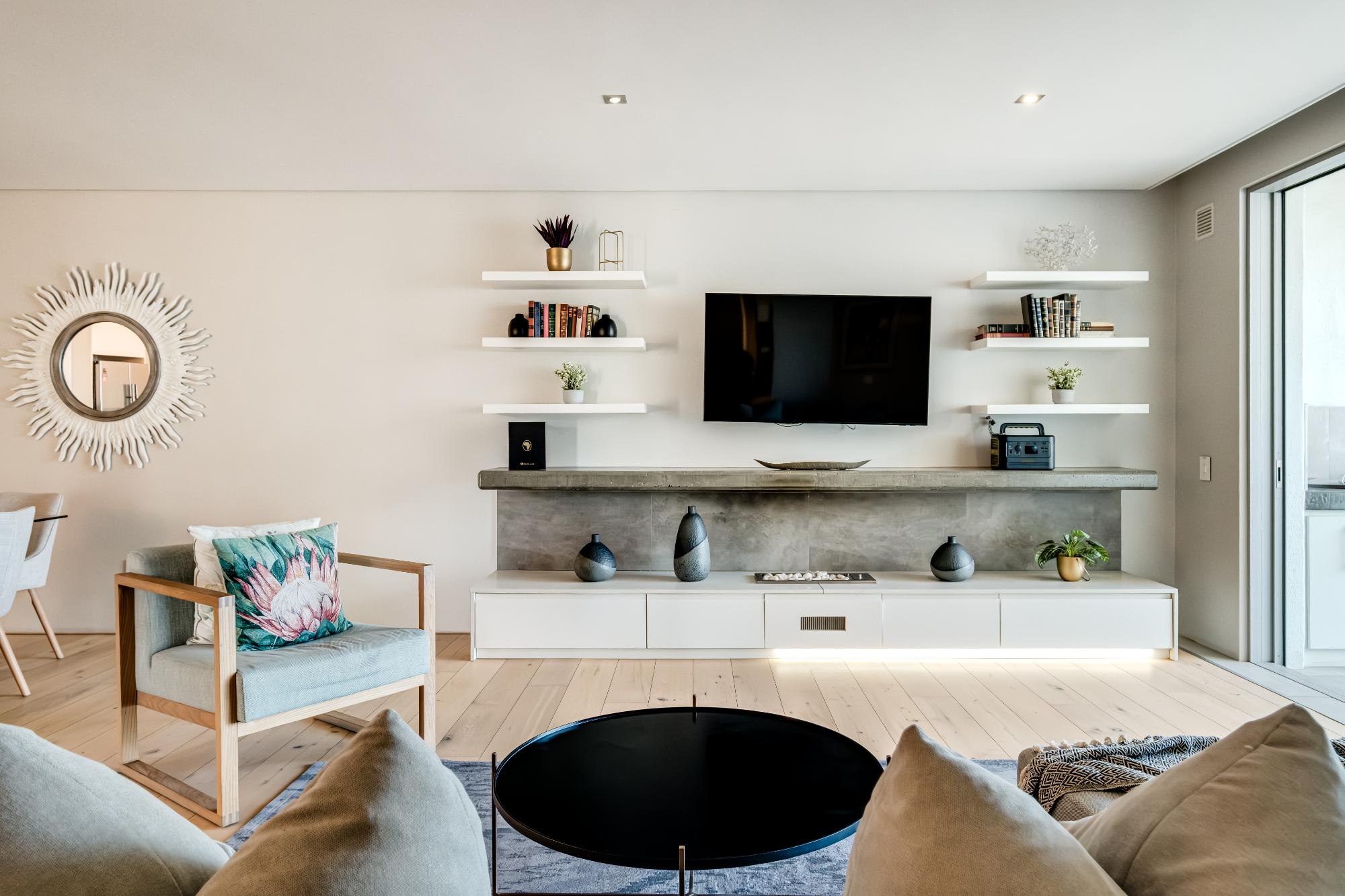 Bright 2bed in Sea Point w Sea Views Helio Haven 10