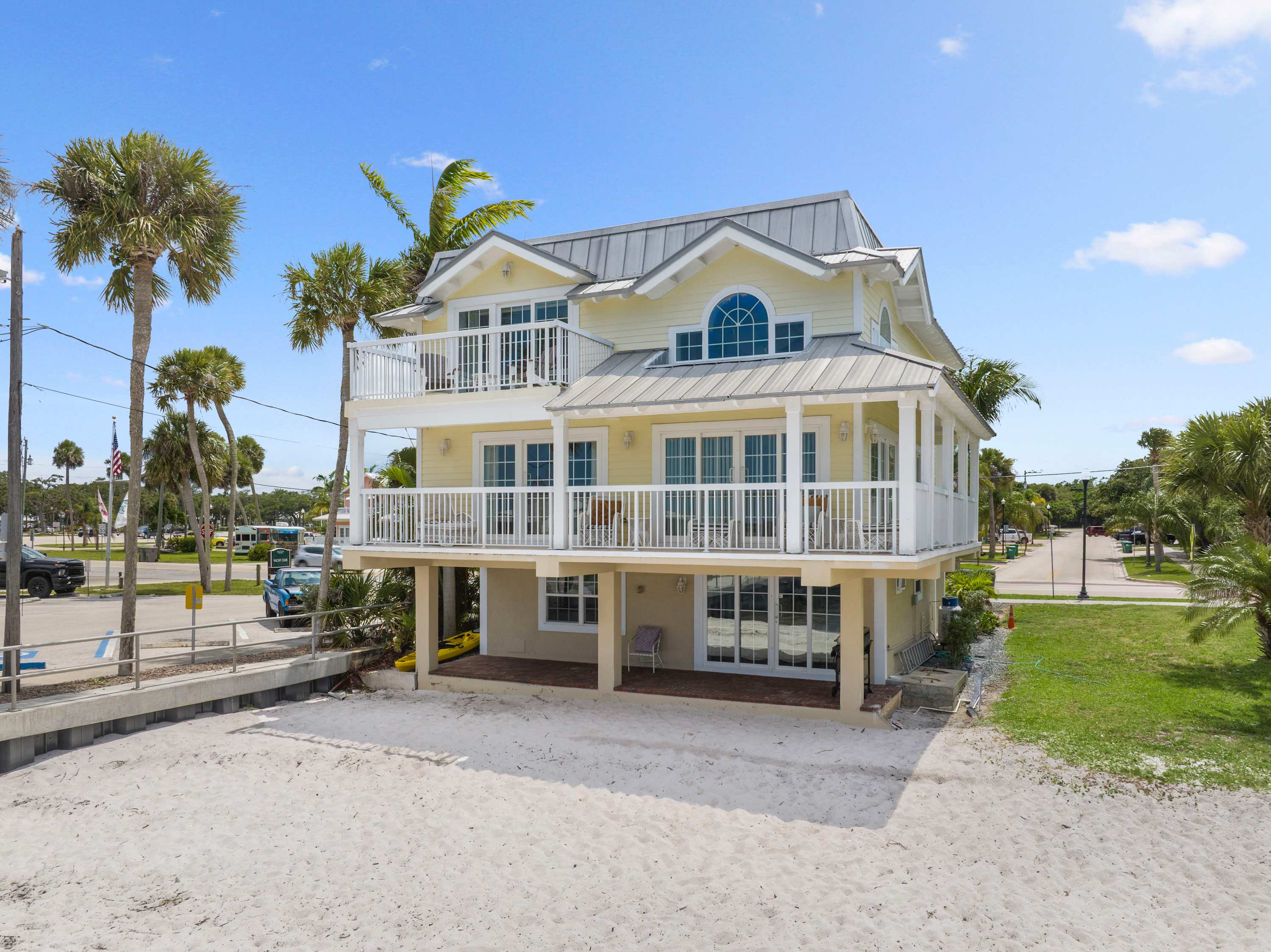 Waterfront 3 Bedroom Home on the Indian River — Sebastian, FL — vacation rental