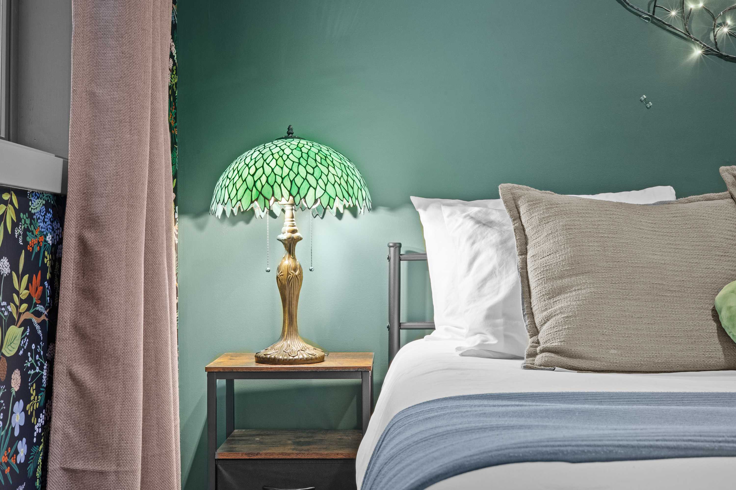 Charming bedside lamp, perfect for reading or creating a cozy ambiance.