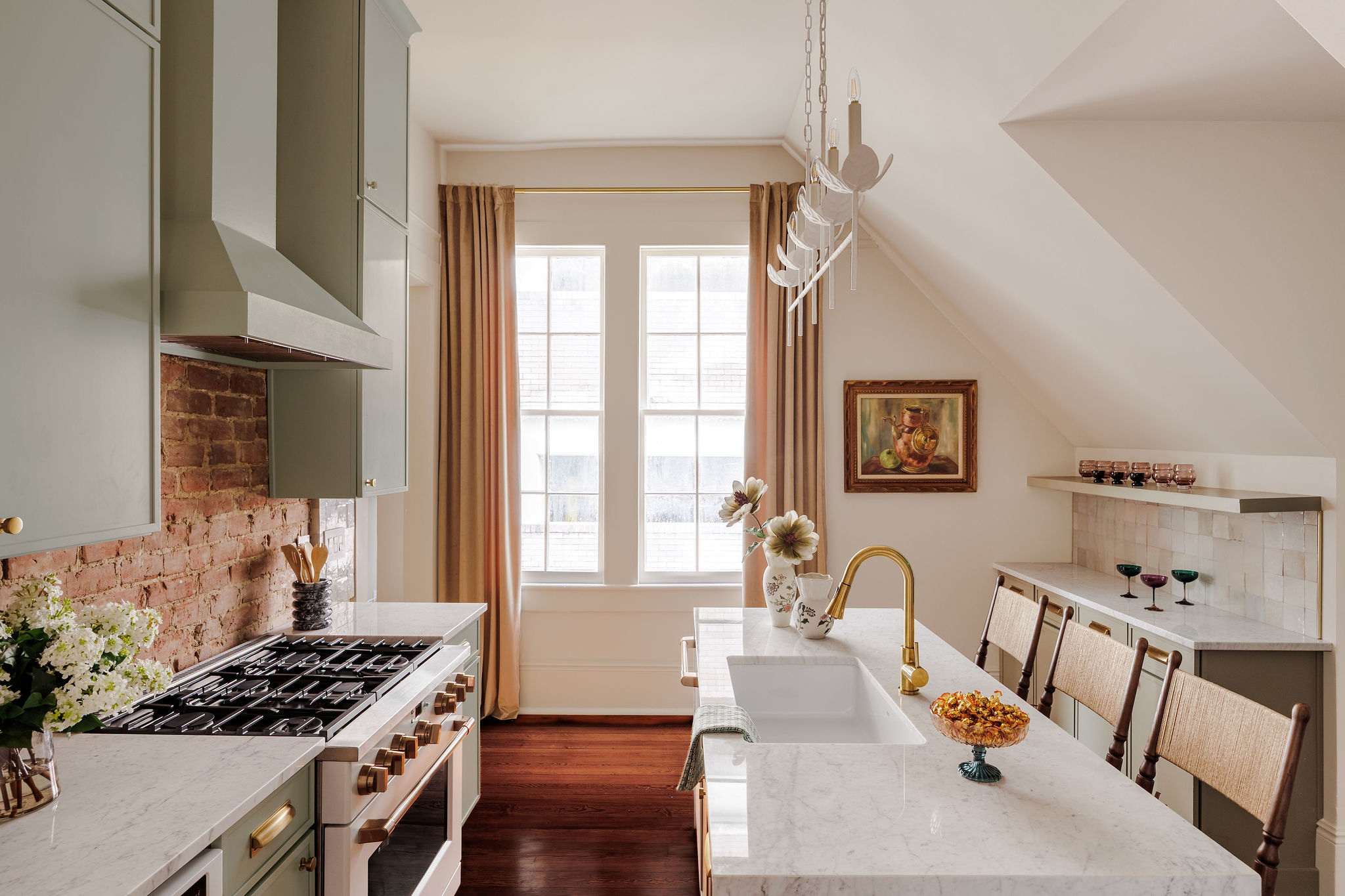 Lush Garden District Suite, Shared Outdoor Space — New Orleans, LA — vacation rental