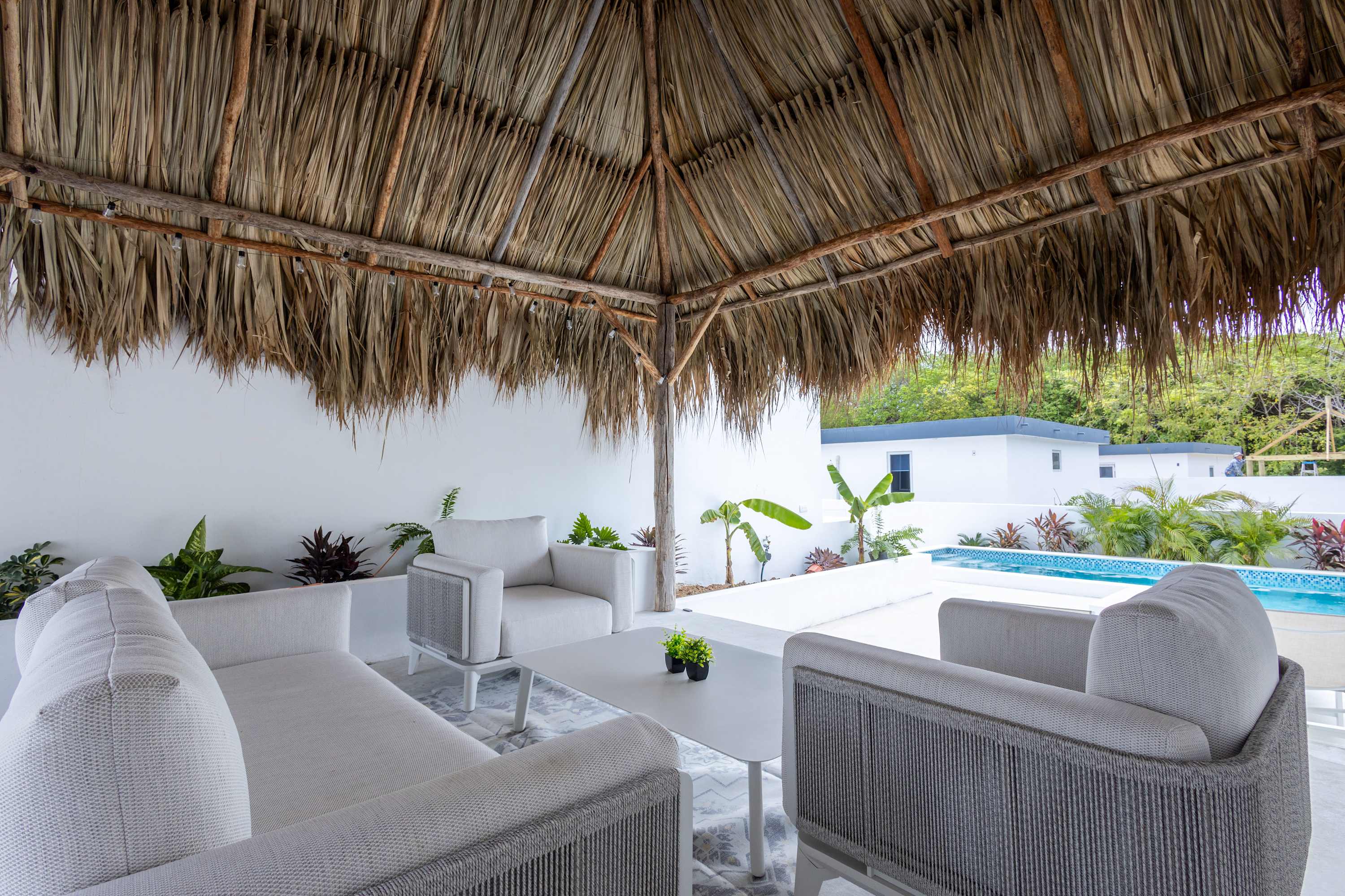 NEW | Tropical Getaway with BBQ & Pool 3