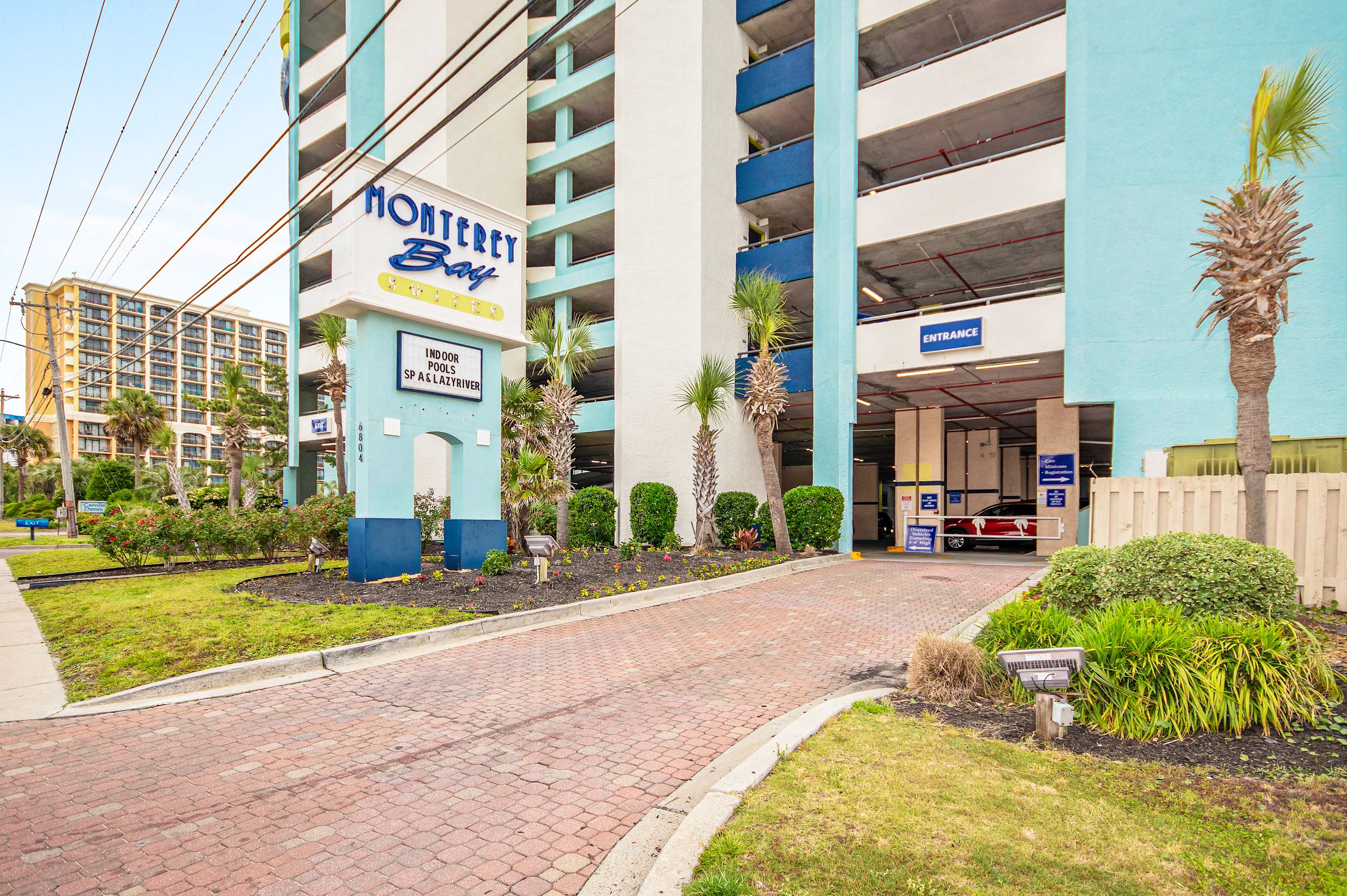 Seas the View Rooftop Pool KING M123 | Photo 20