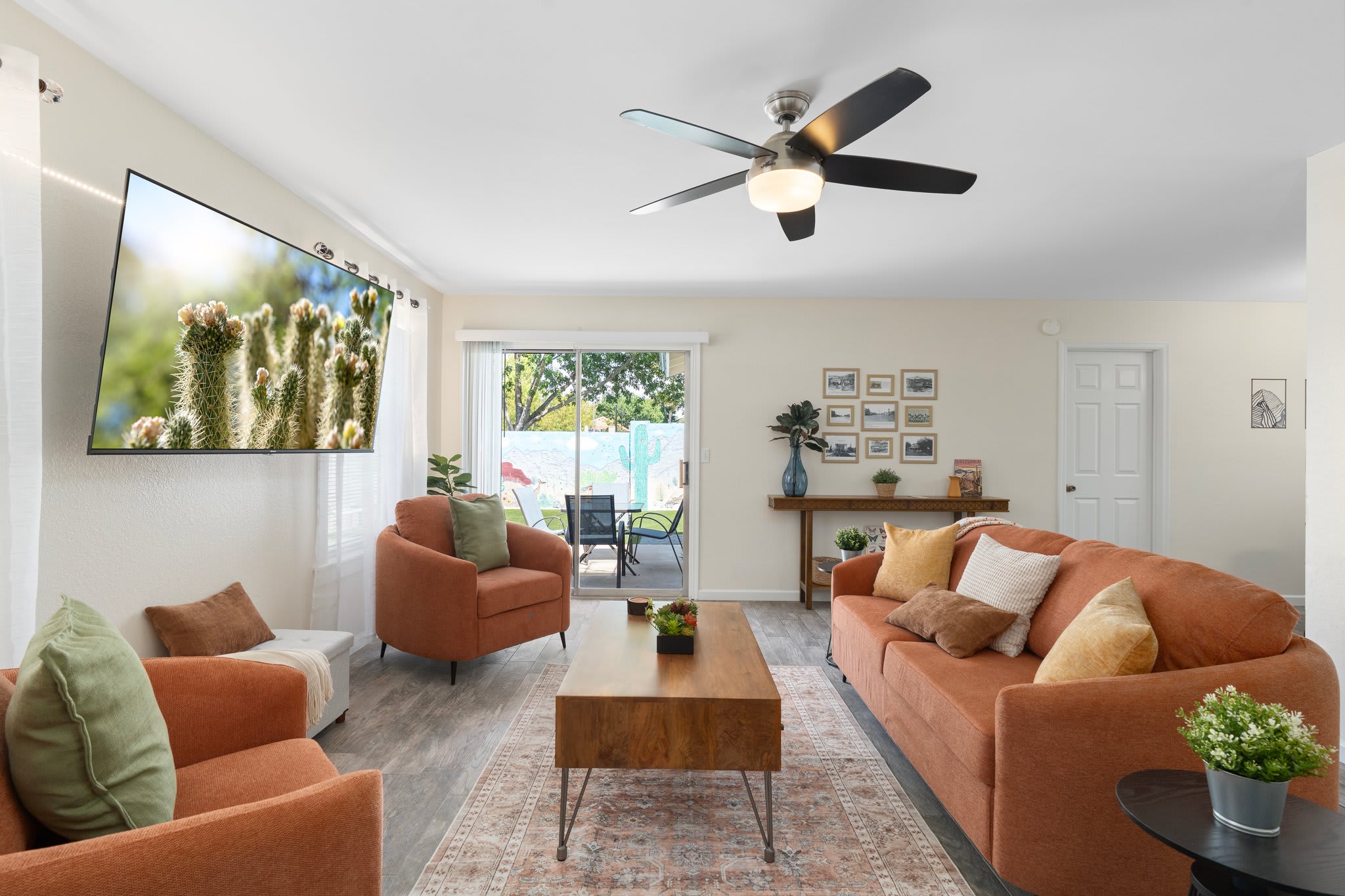 Button Bungalow, Spring Fun & Golfing, Hot Tub,BBQ — Mesa, AZ — vacation rental