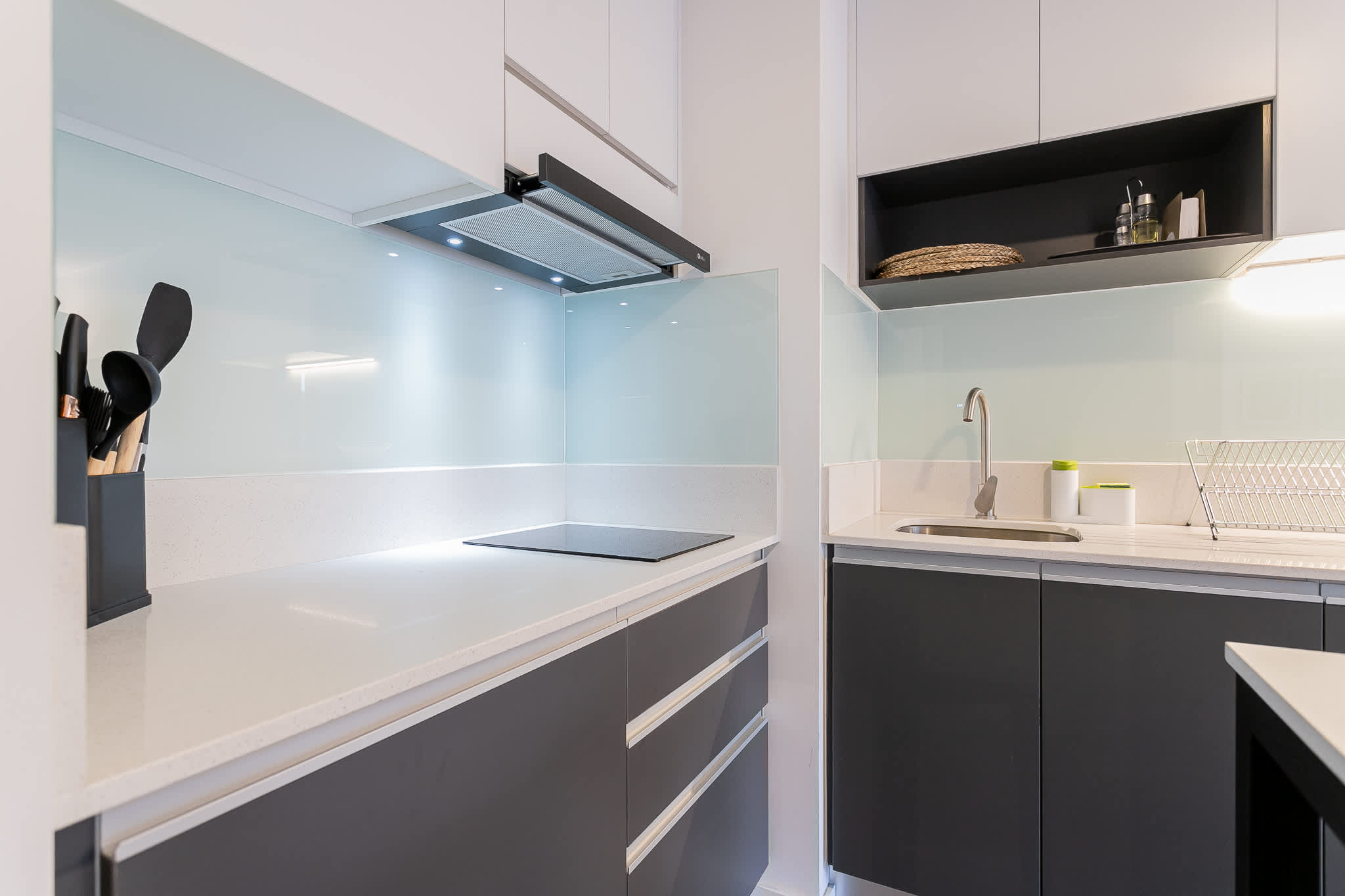 Sleek and modern kitchen with top-notch amenities, perfect for culinary enthusiasts.
