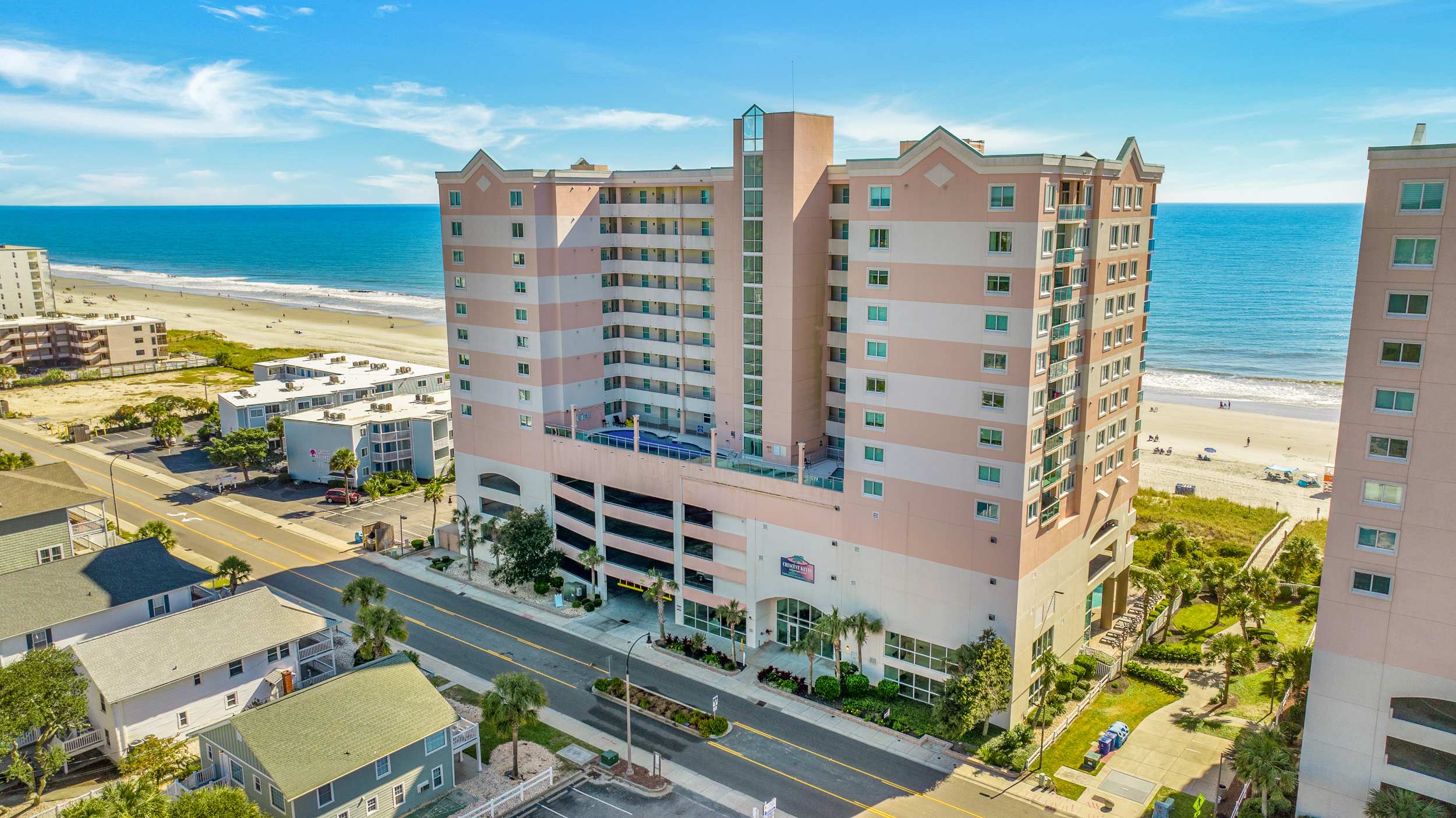 All New Oceanfront Luxury w Lazy River